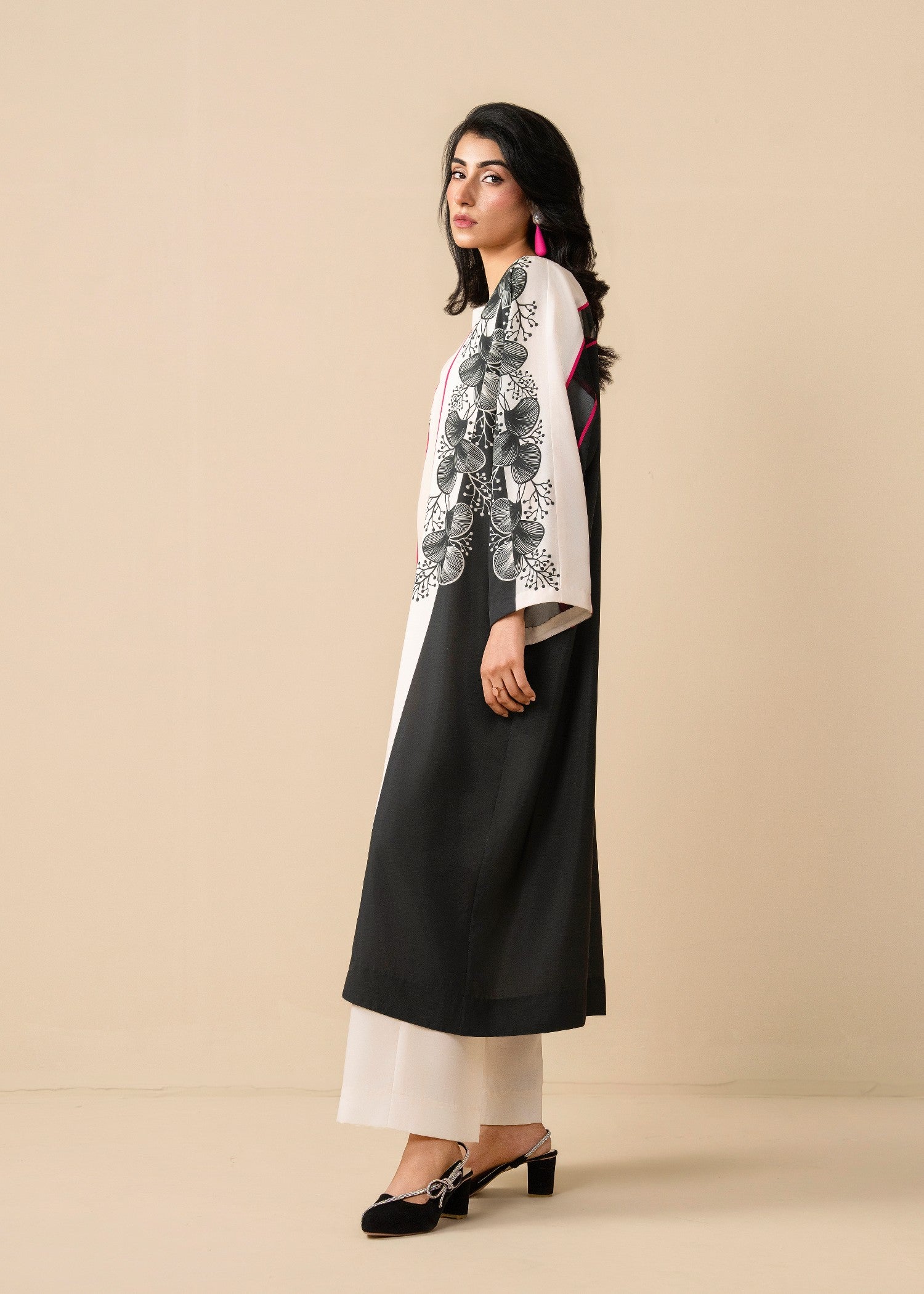 crepe Gown in Ivory, black