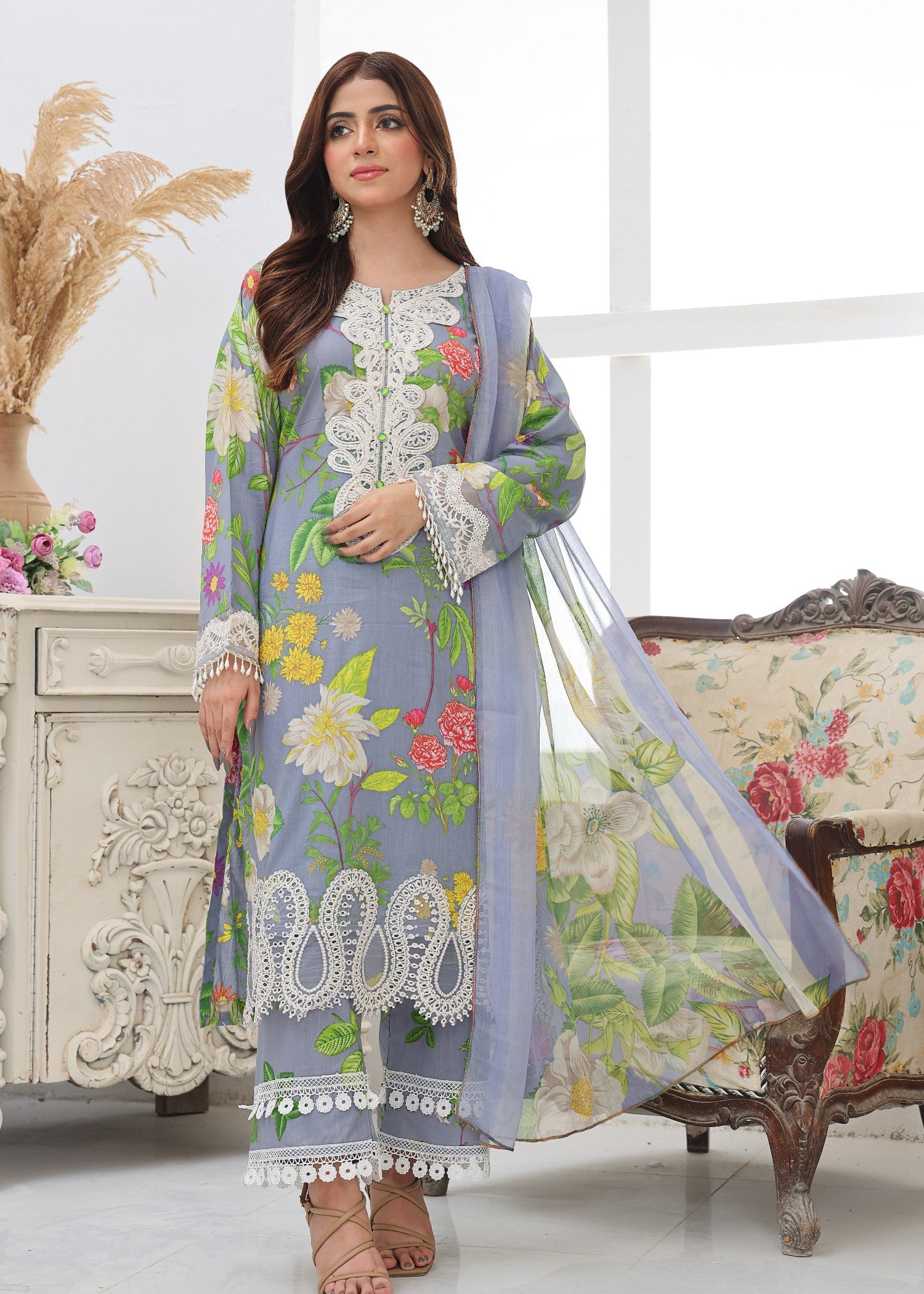 lawn Kurta Set in Cool grey