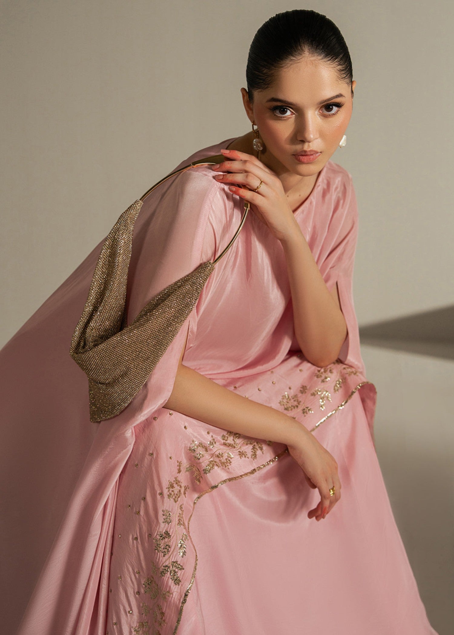 silk Kaftan in Baby pink