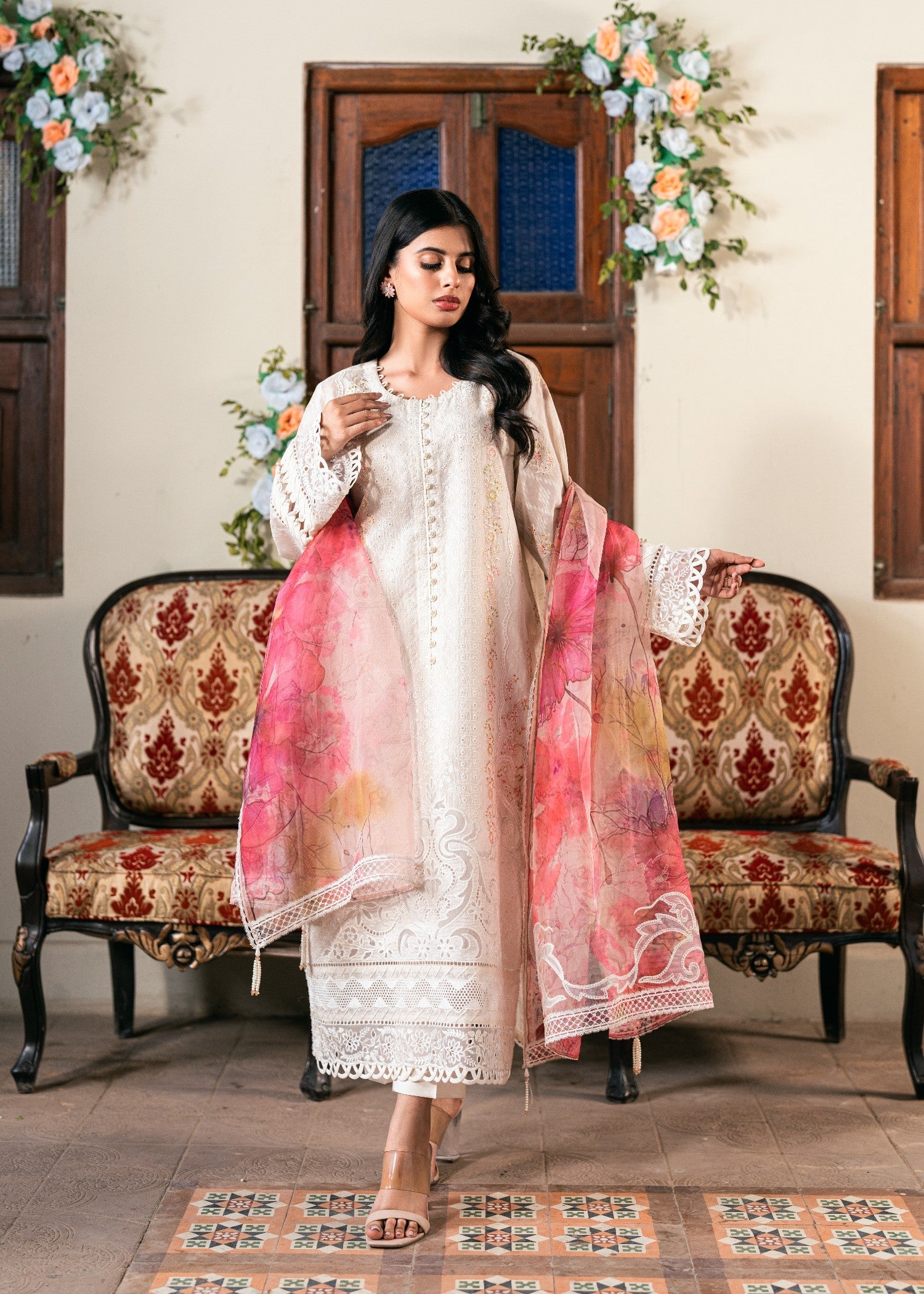 self jacquard Unstitched in Off-white