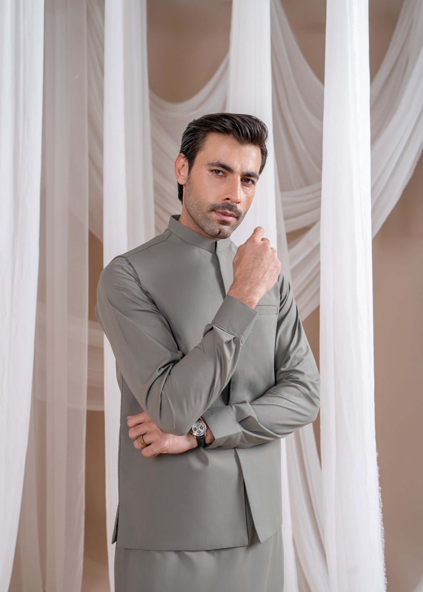 wash & wear Waistcoat in Grey by Muraqsh