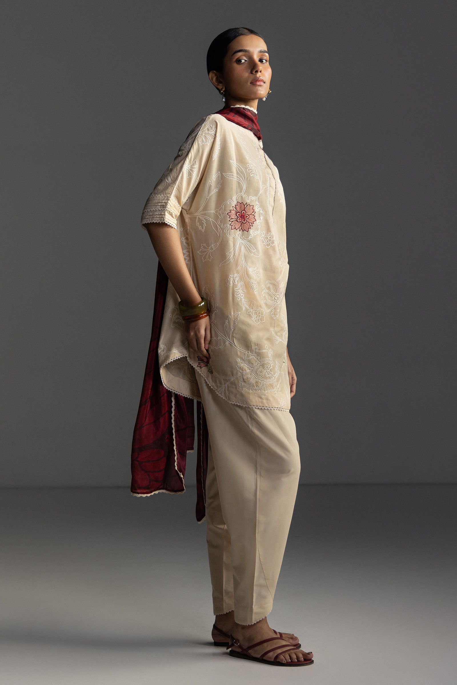 Coco Lawn Edit – Isla-4A