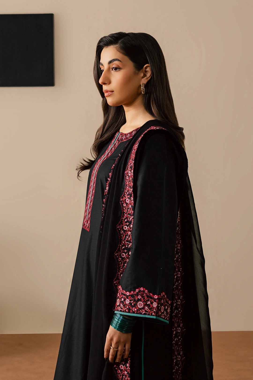 lawn cotton Kurta Set in Charcoal black