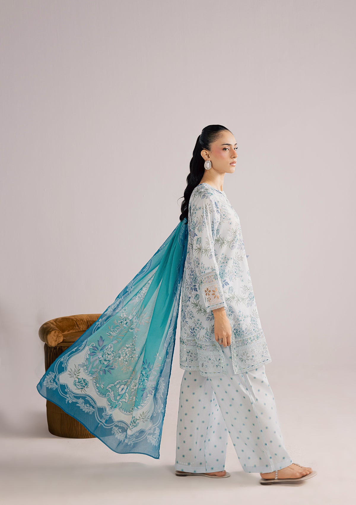 lawn Kurta Set in Sky