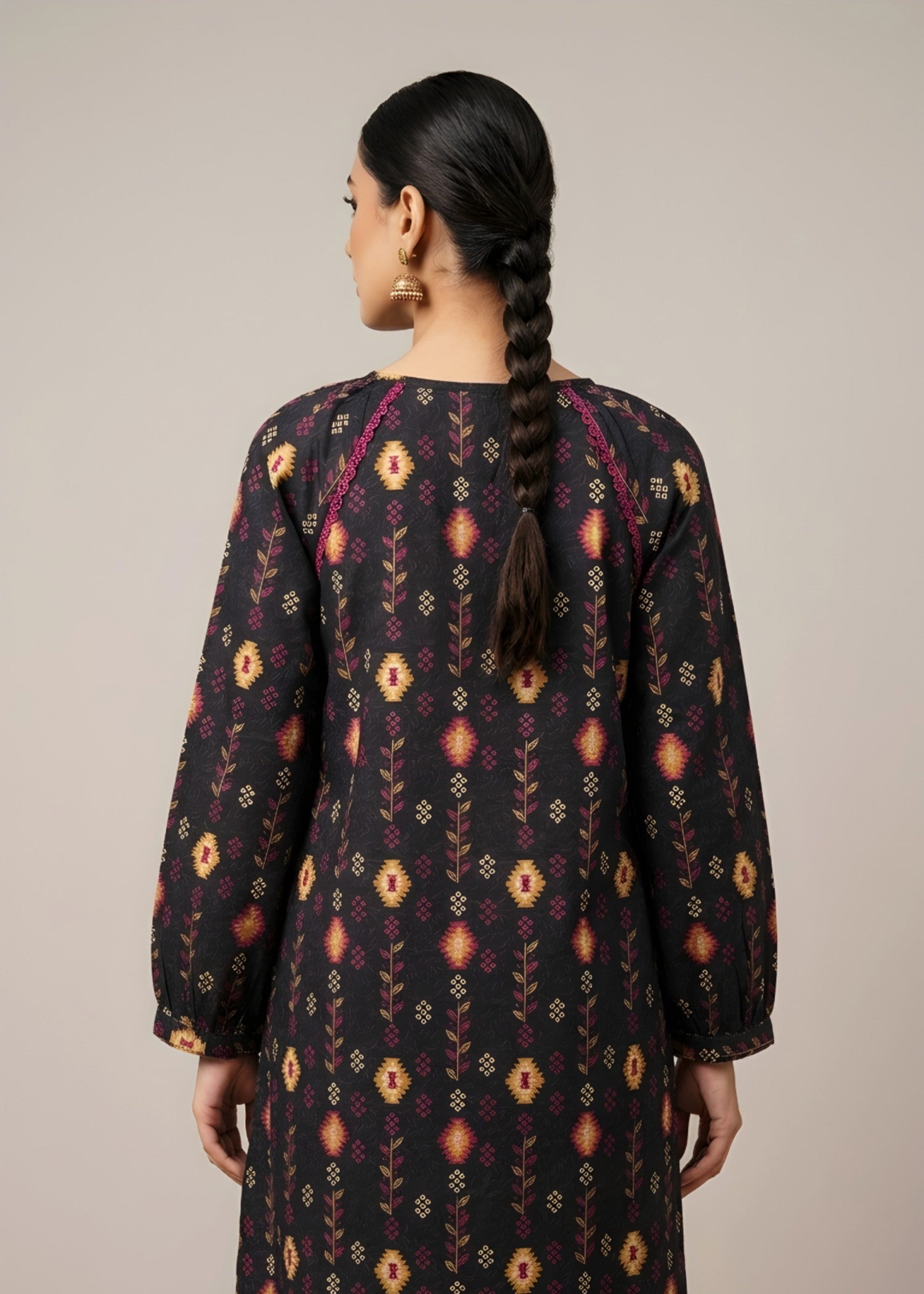 khaddar Kurta Set in Burgundy, jet black