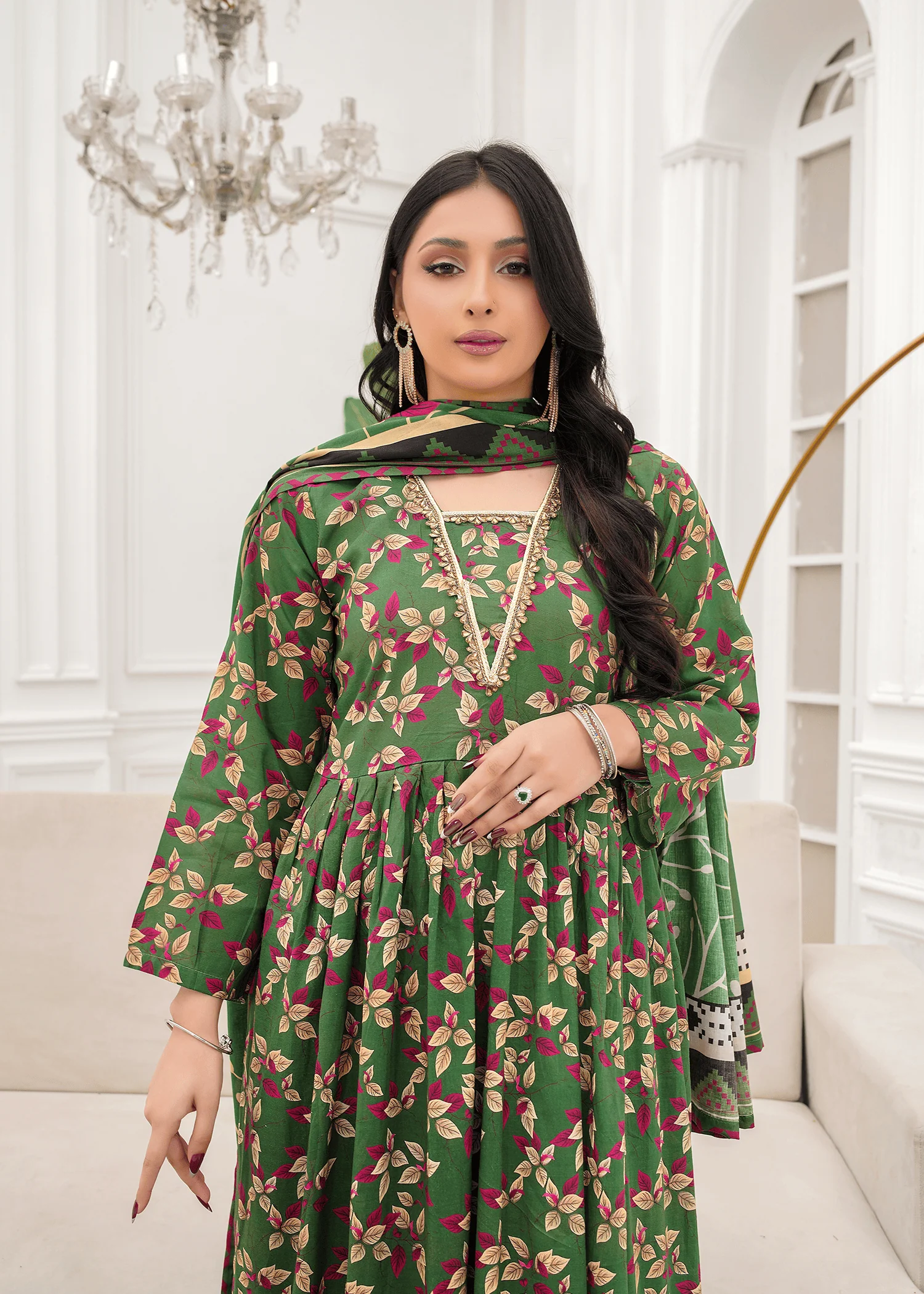 lawn Pishwas in Green
