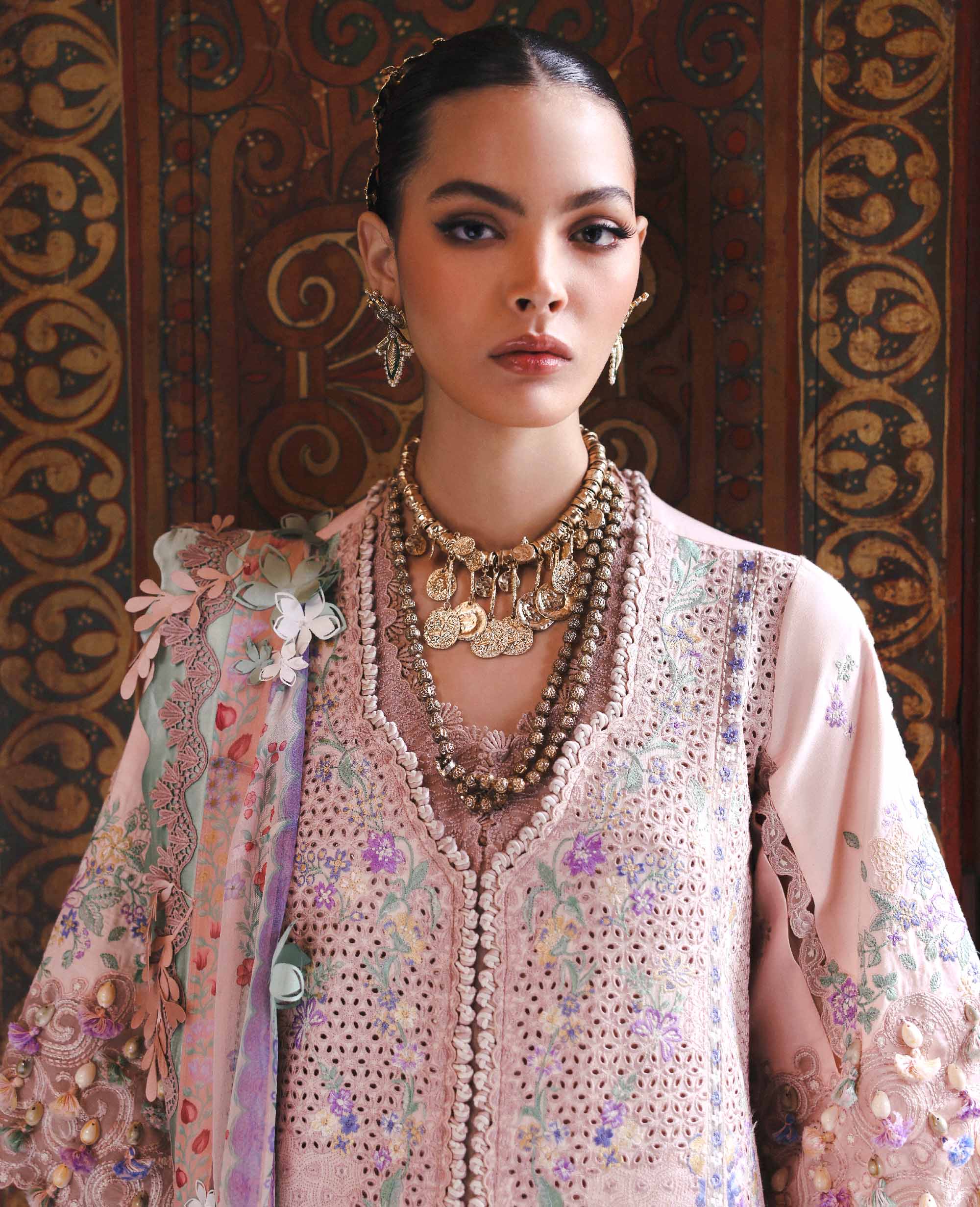 Republic Reine Eid Luxury Lawn – Dahlia
