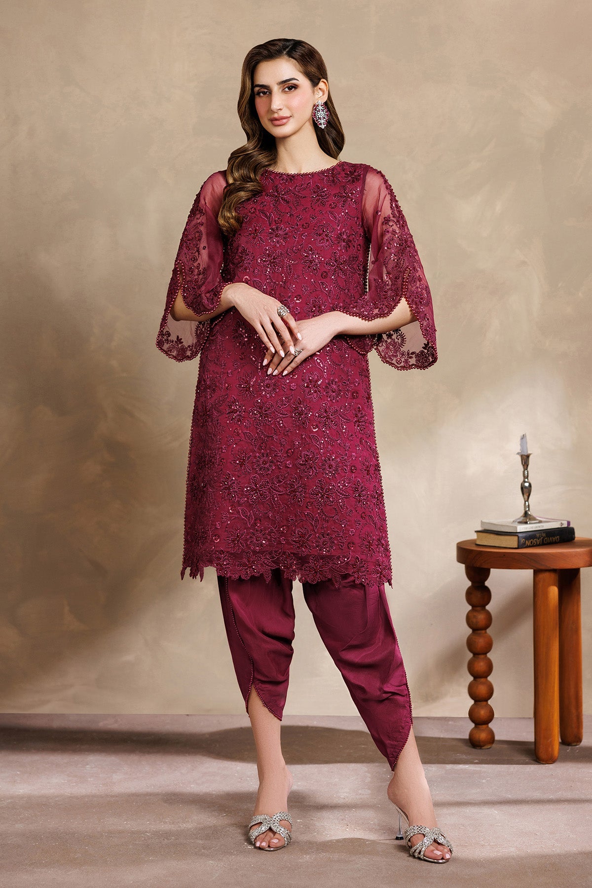 Zayrah Formals – Surkh-01