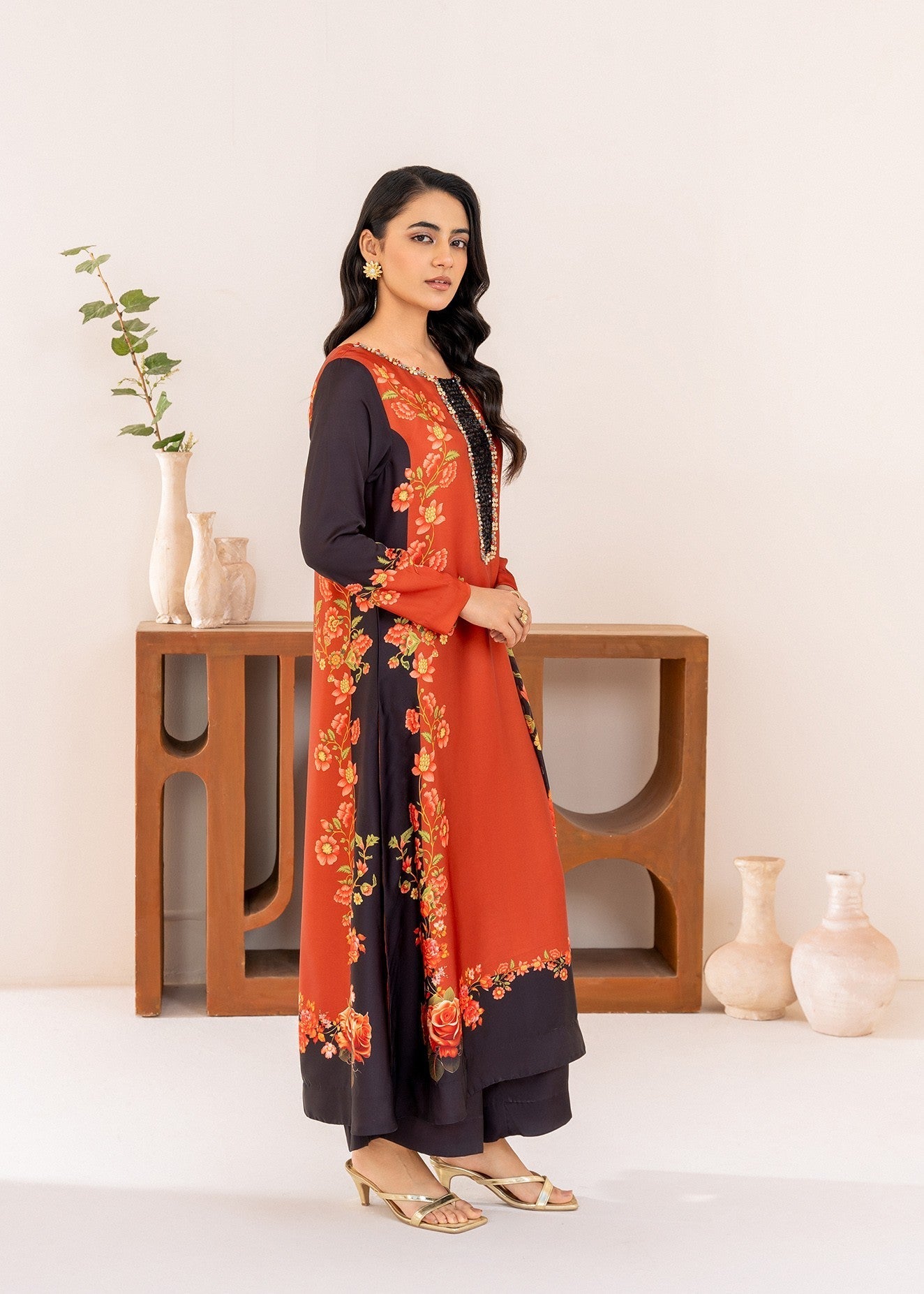 charmuse/shamooz Kurta Set in Tangerine