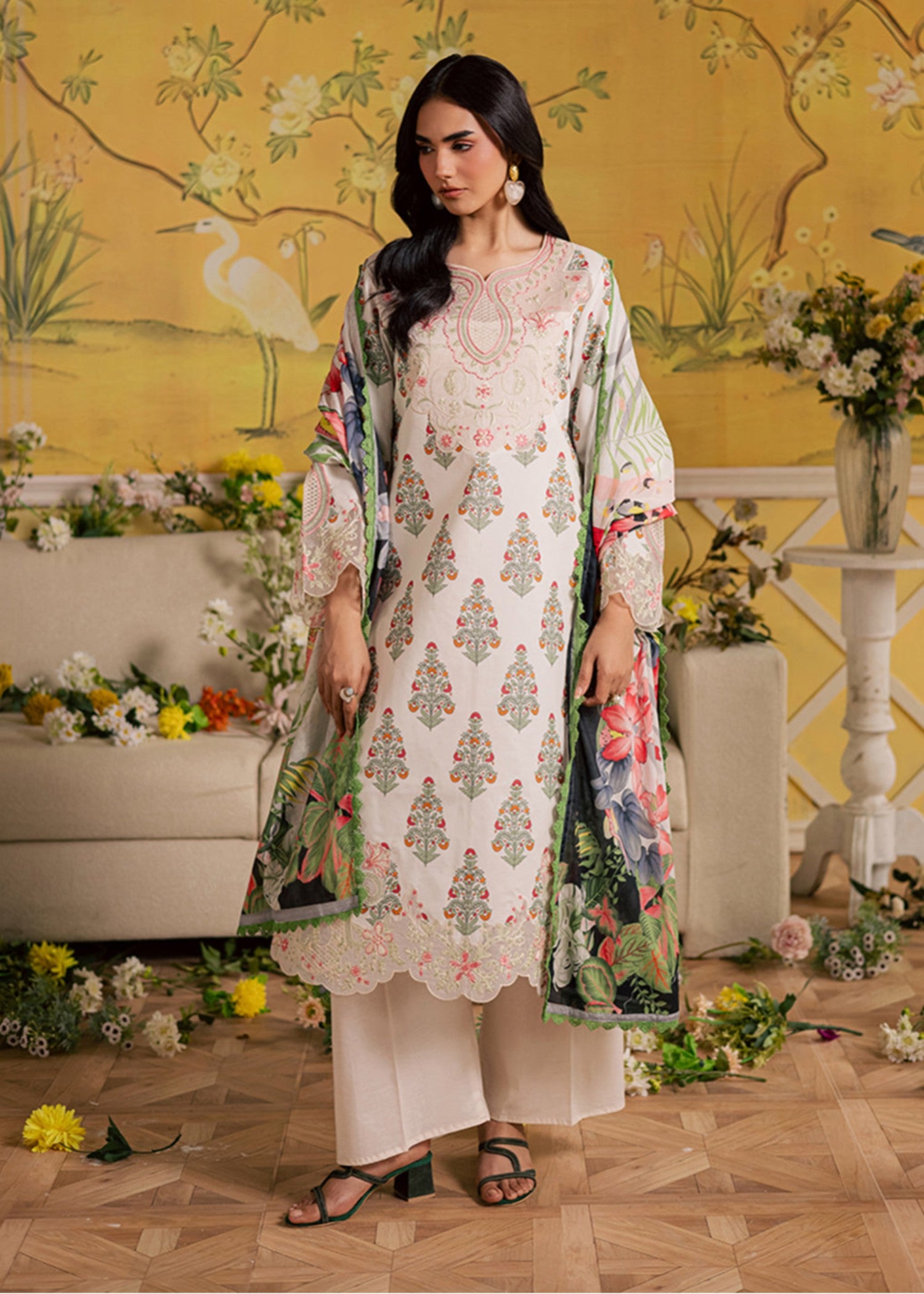 lawn Unstitched in Antique white