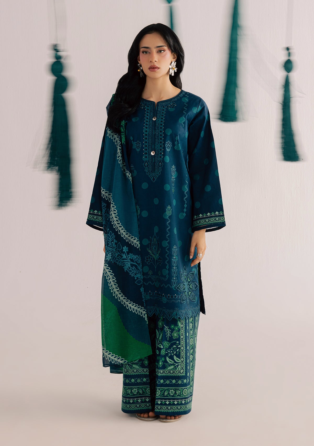 lawn Kurta Set in Prussian blue