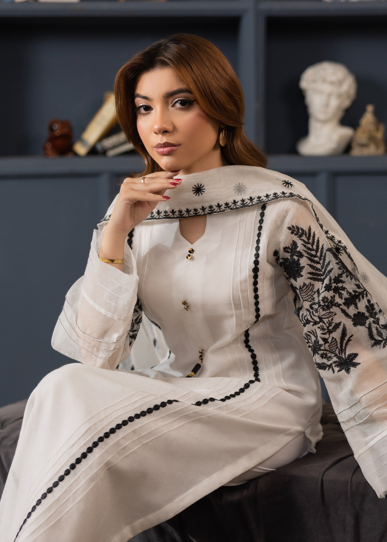 zari net Kurta Set in Off-white