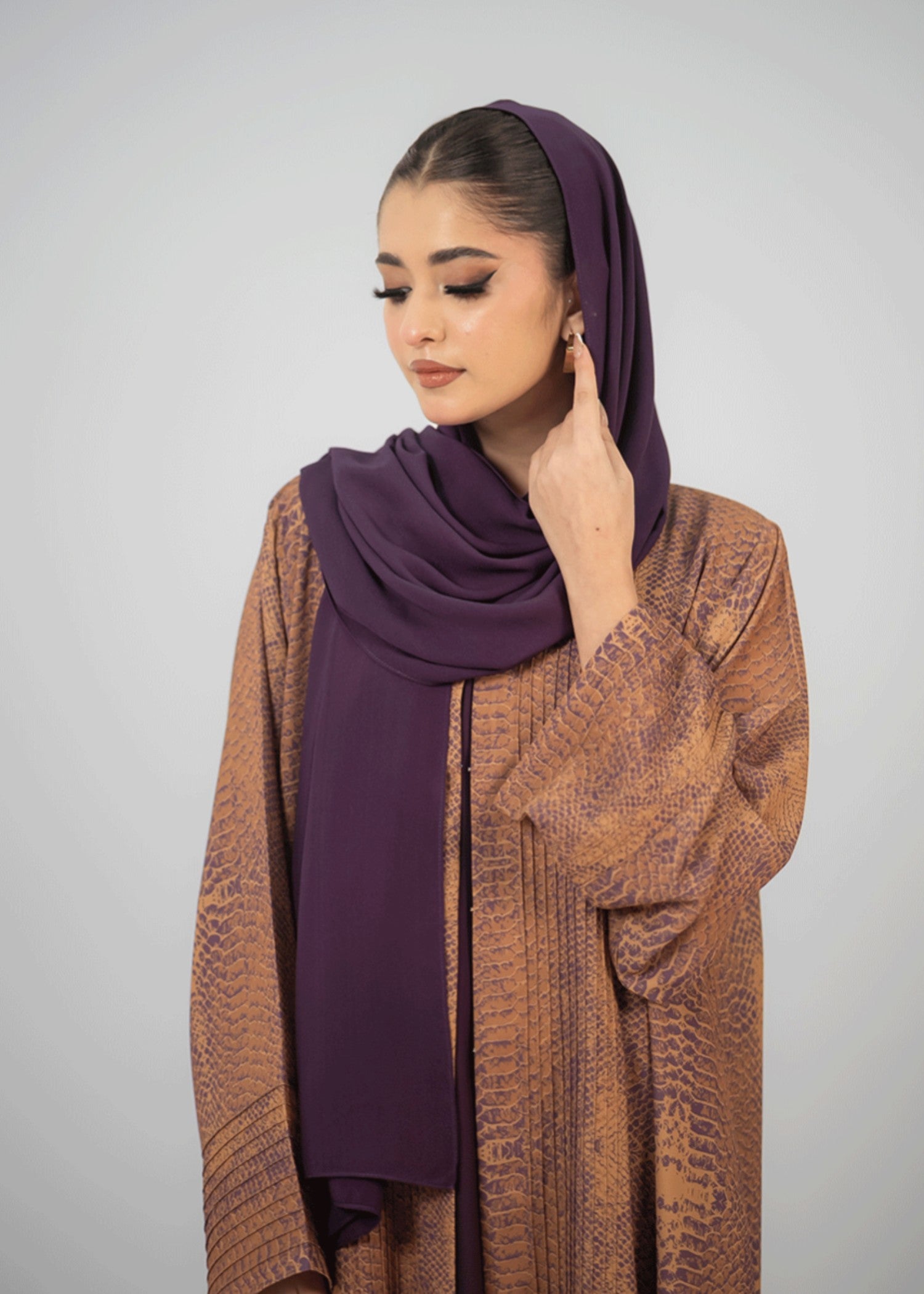 viscose Hijab in Plum