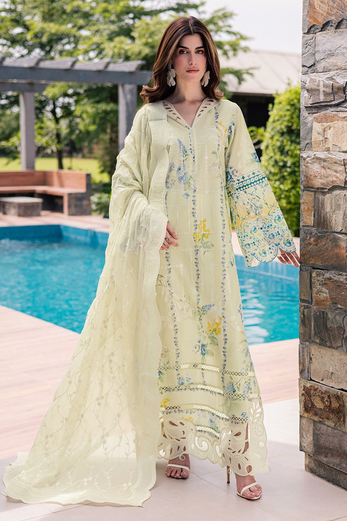 Lily May Lawn – NE-259