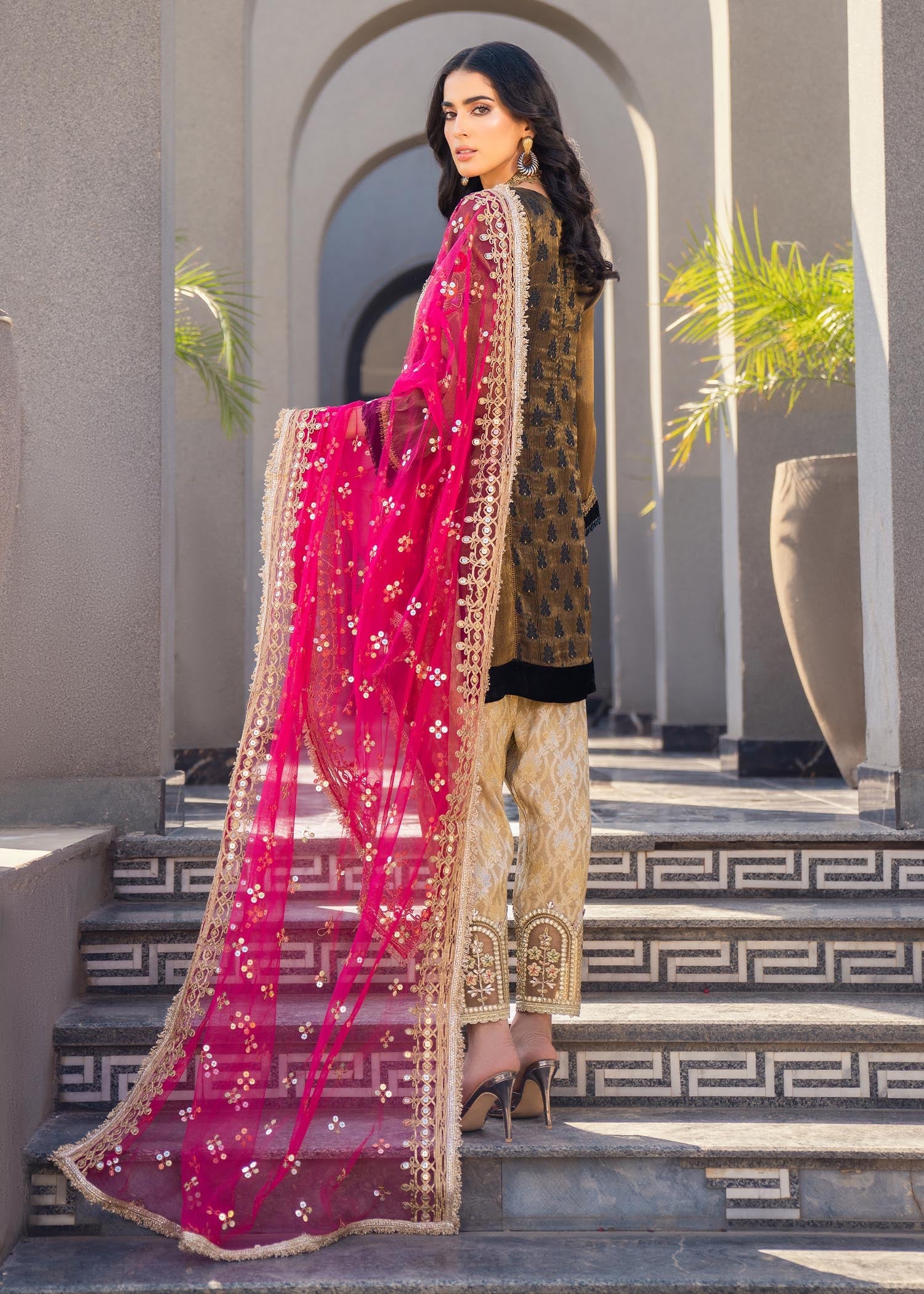 masuri Kurta Set in Golden brown