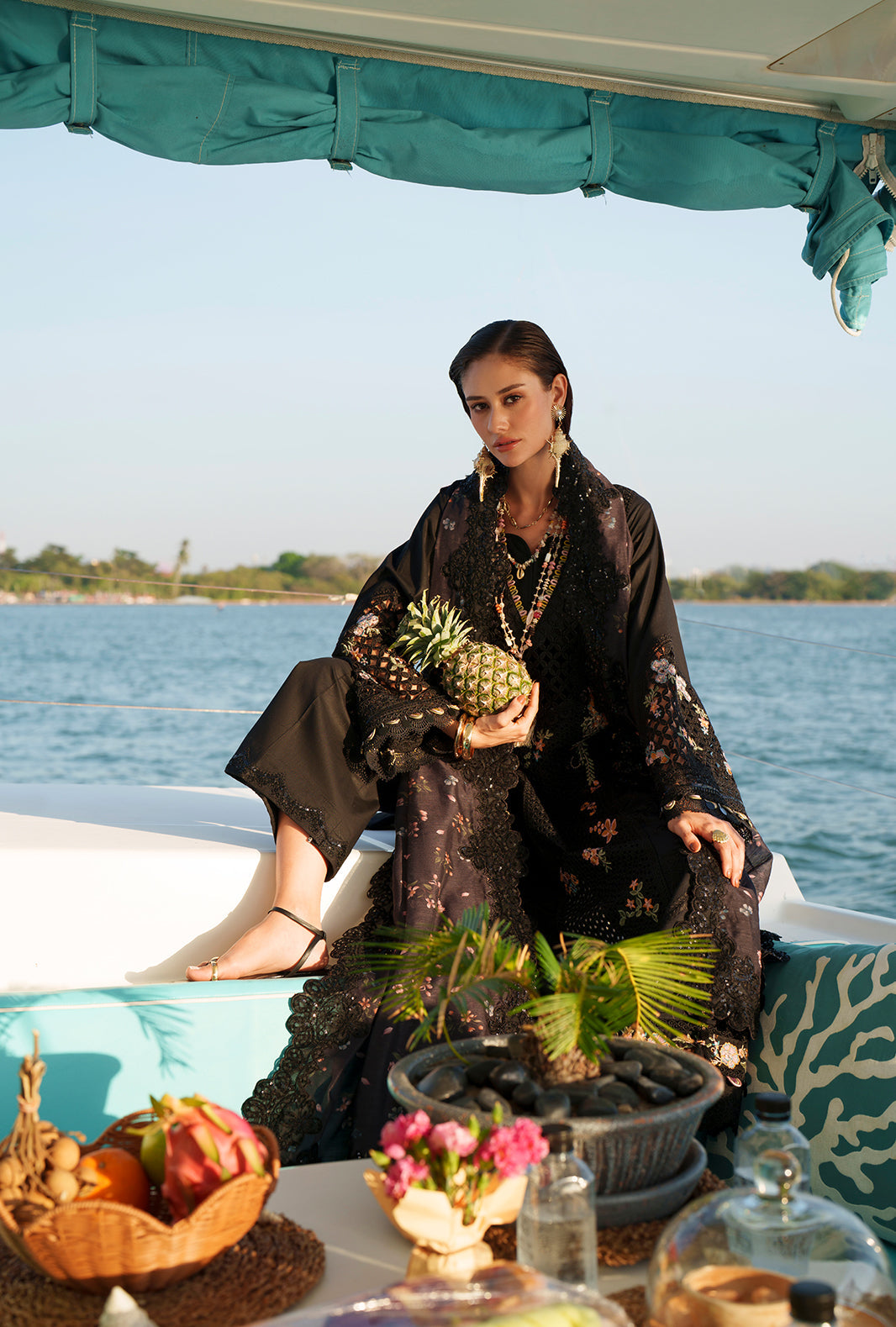 AJR Evara Luxury Lawn – Riela
