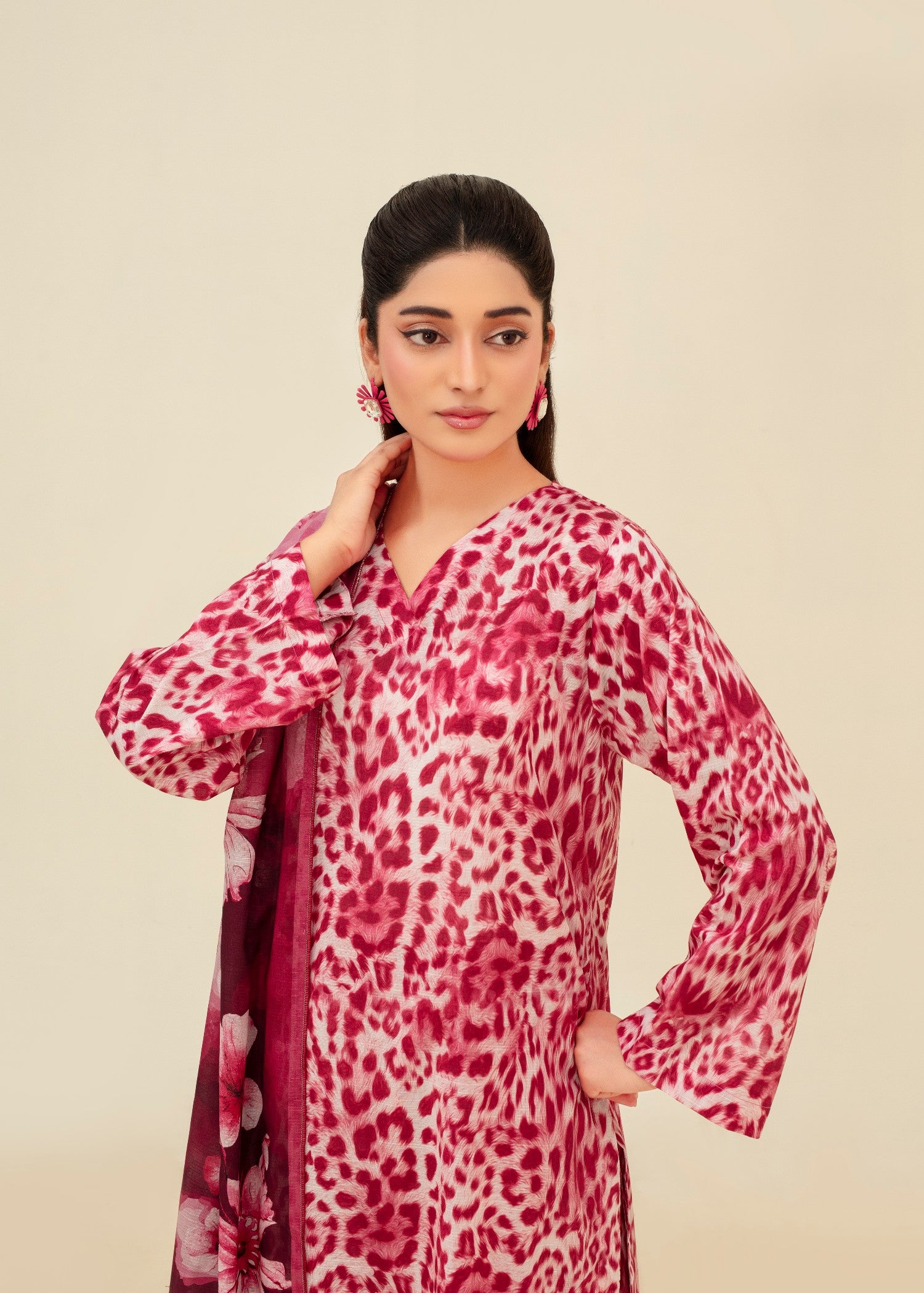 slub lawn Kurta Set in Pink