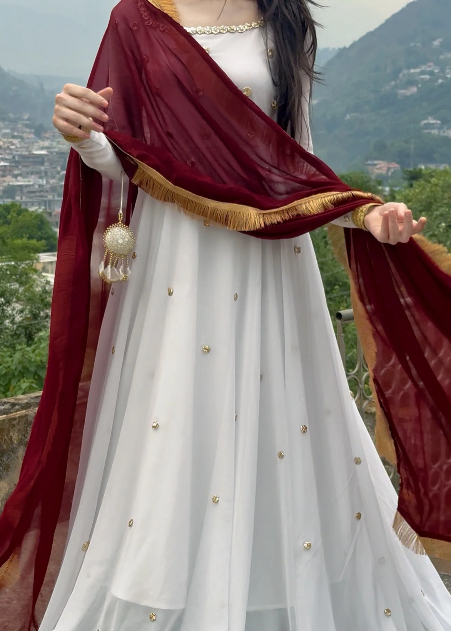 silk Maxi in Lynx white