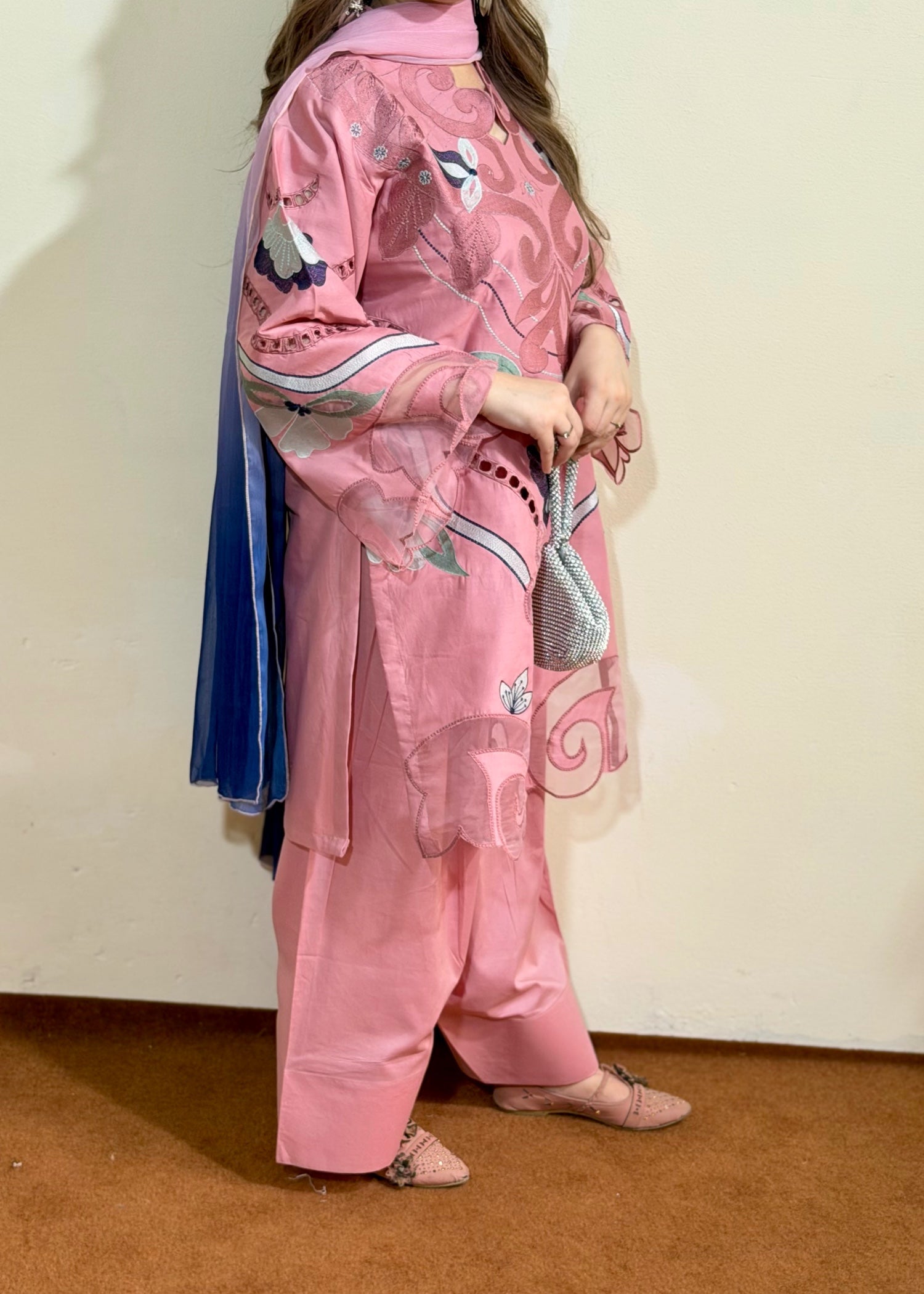 lawn Kurta Set in Petal pink