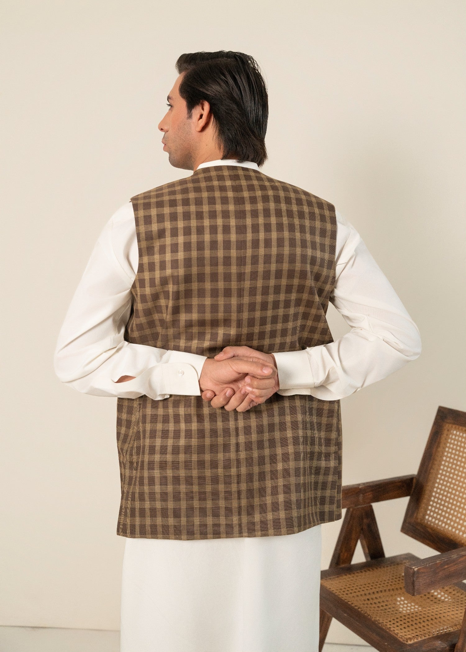 suiting Waistcoat in Camel brown, coffee brown by Yes the instyle