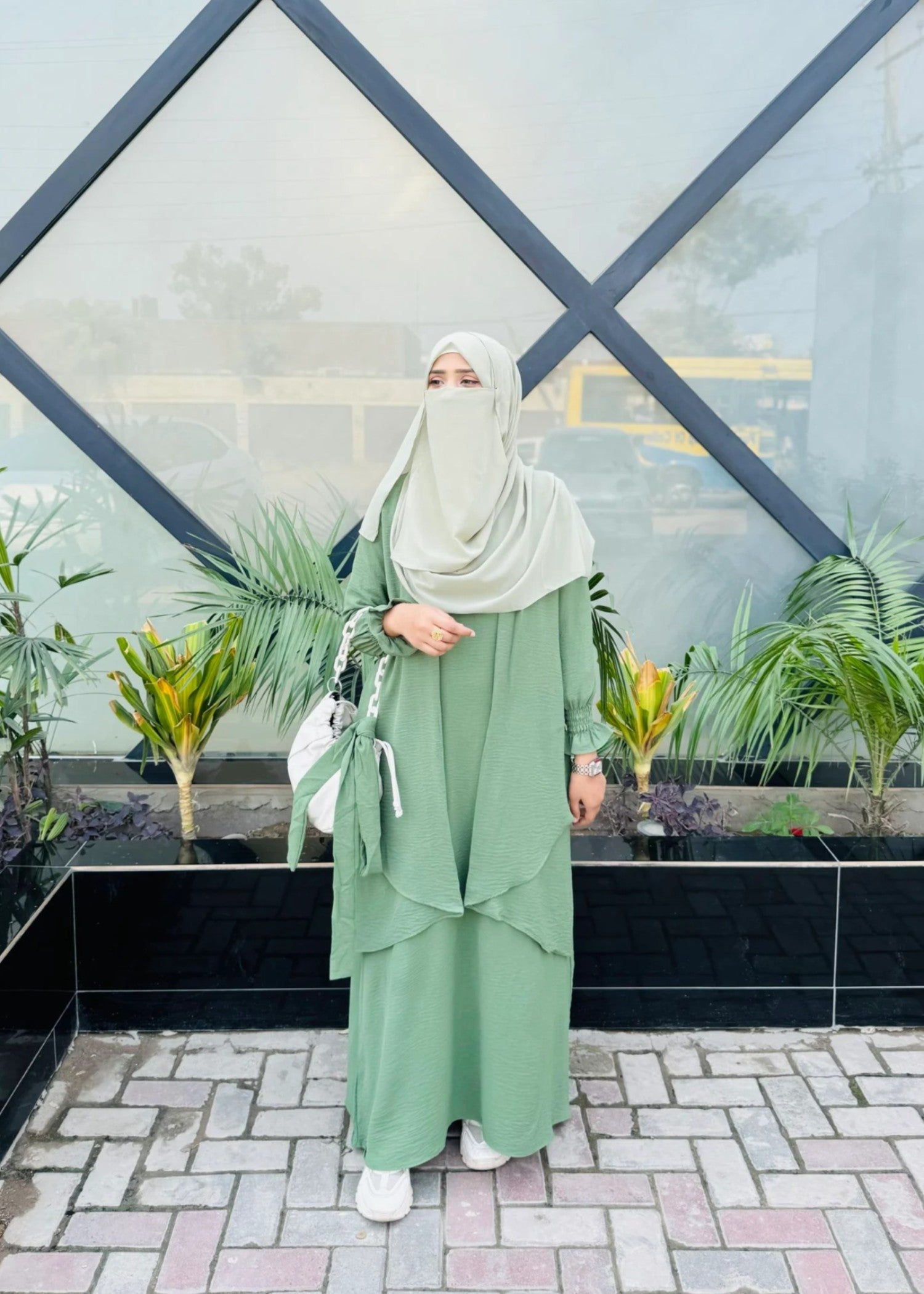 polyester Abaya in Mint green