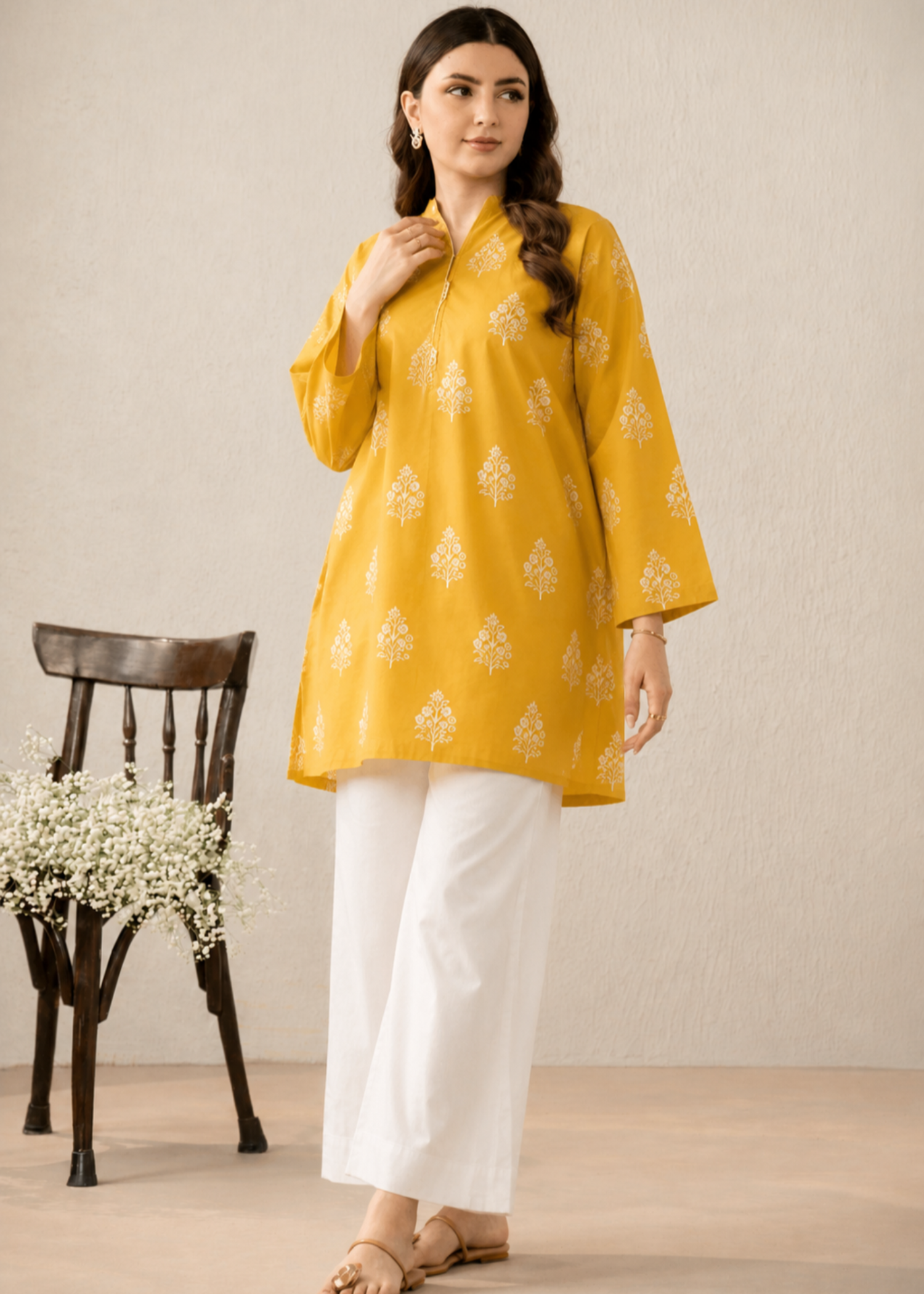 lawn cotton Kurta Set in White, mustard