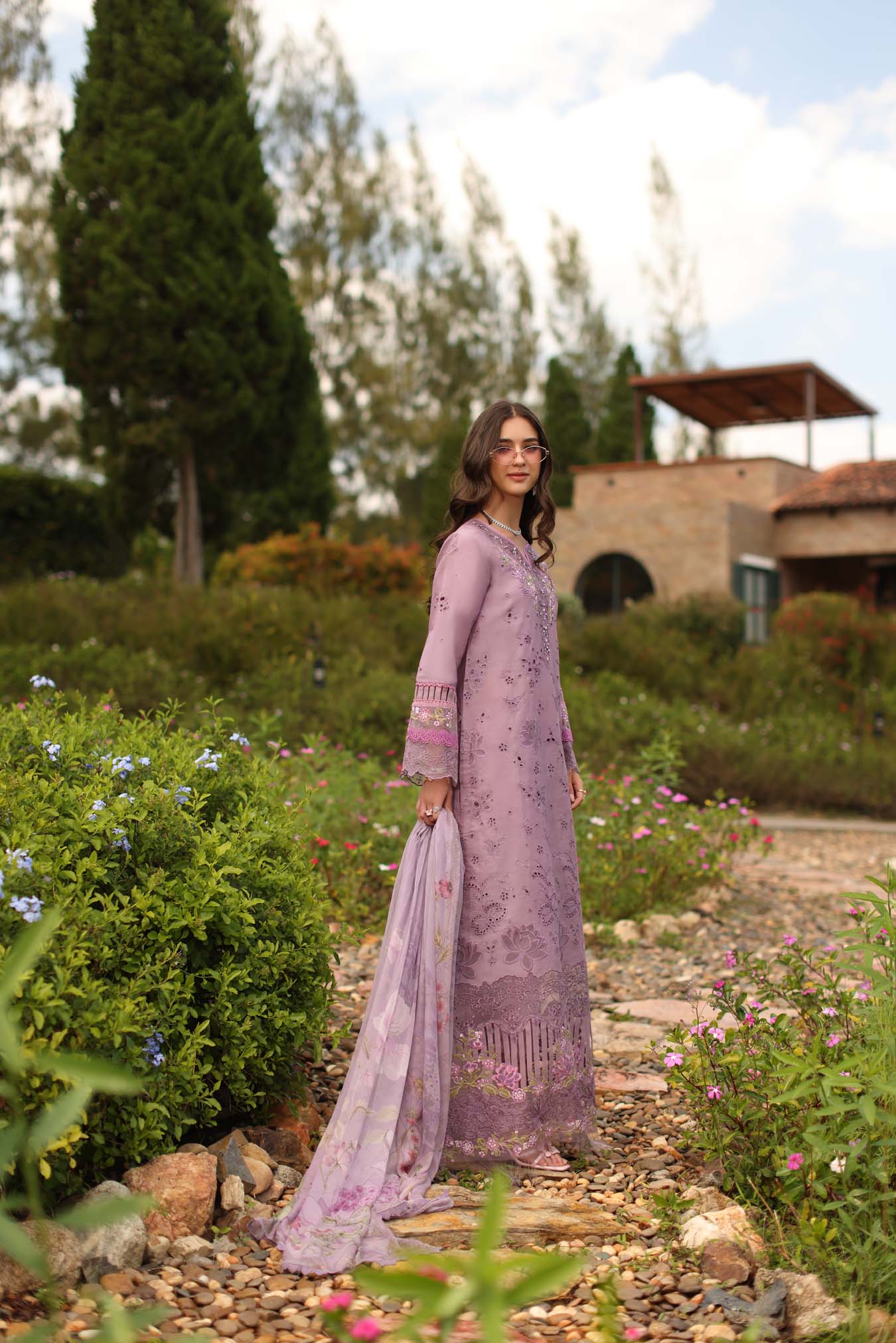 Luxury Eid Schiffli Laserkari Lawn – D9 - A - Velisse