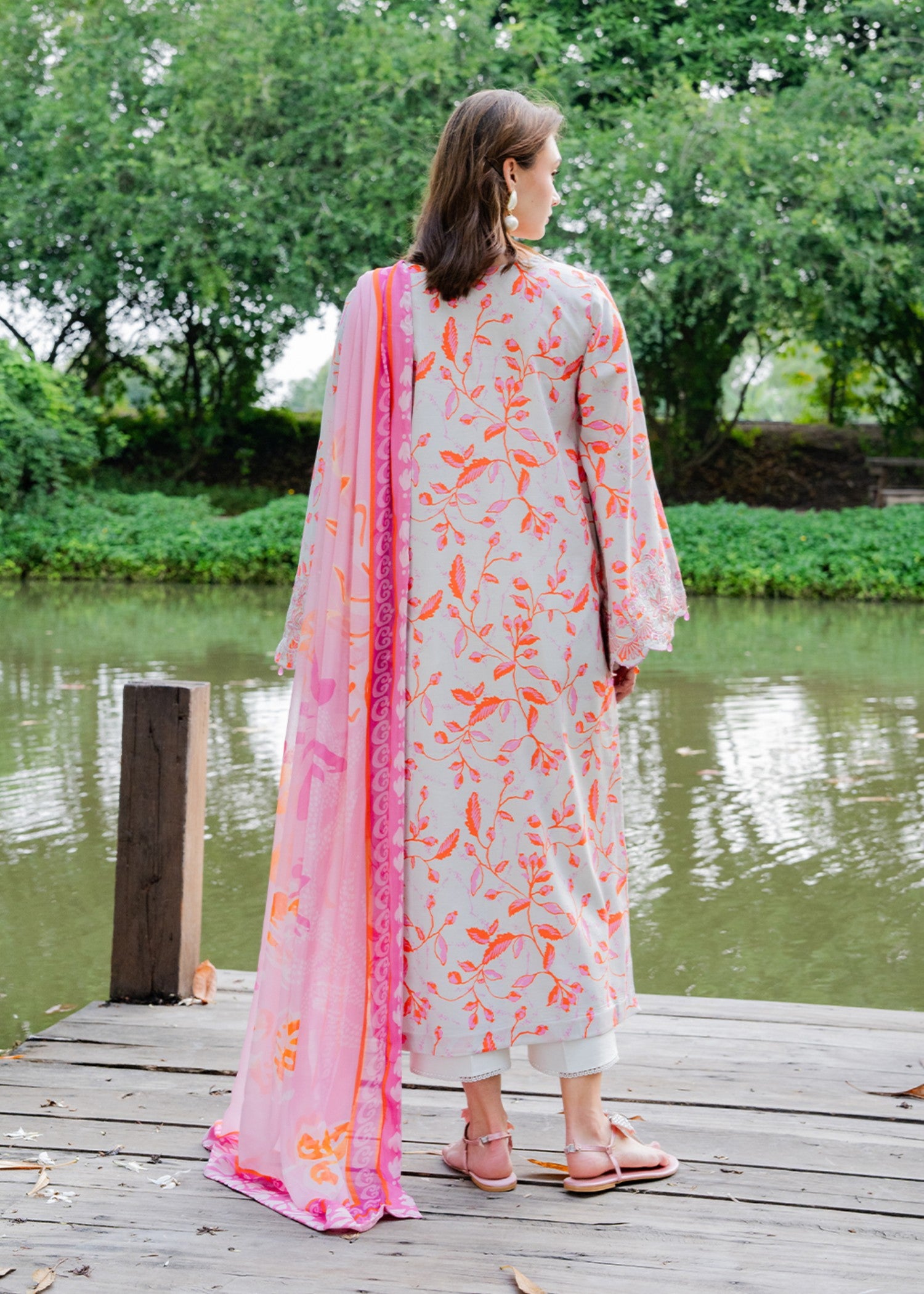 lawn Unstitched in Blush pink, grey