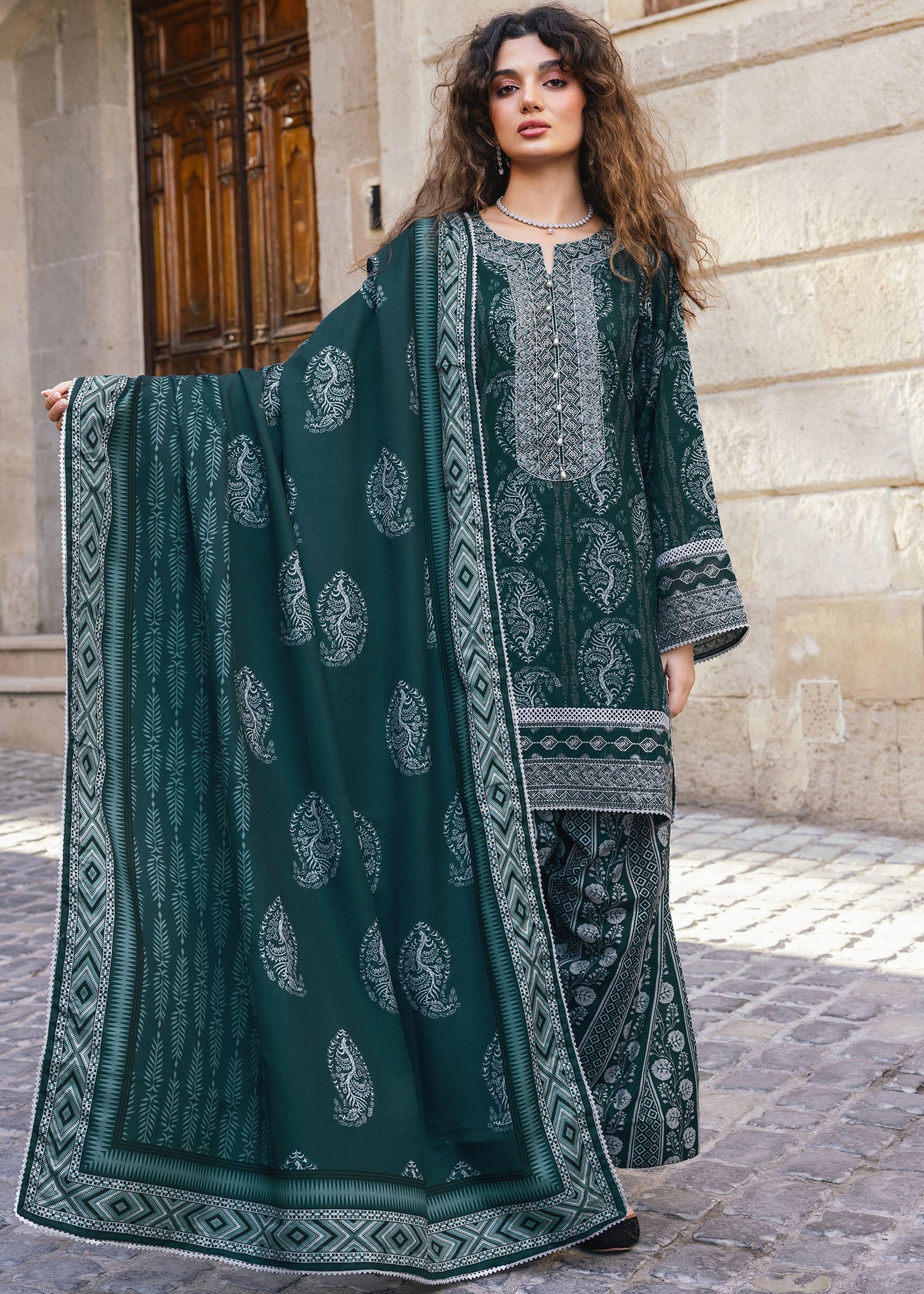 khaddar Kurta Set in Forest green