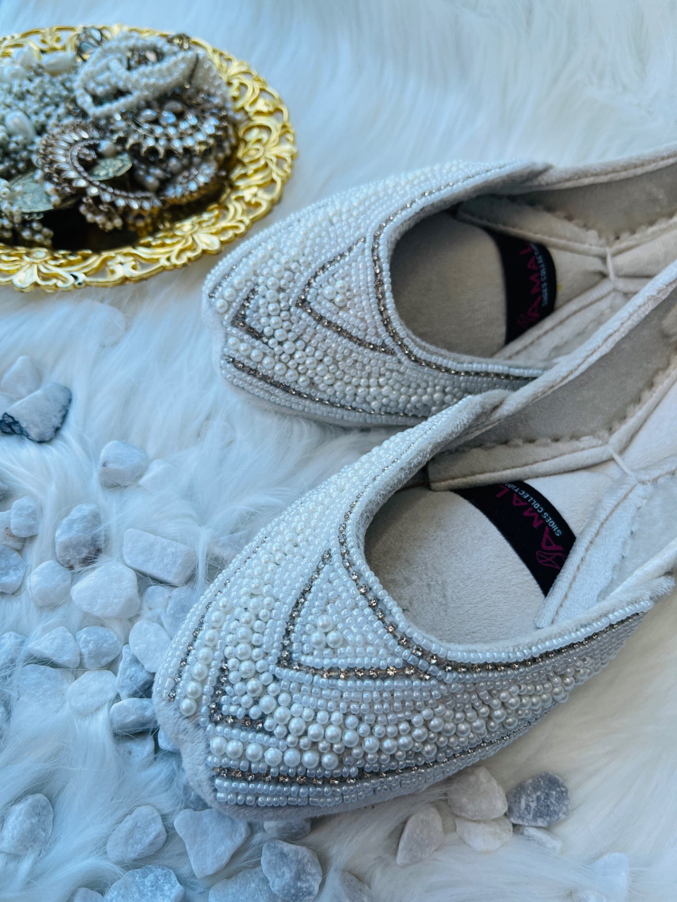 Khussa in Ivory by - High Quality Women Khussa LHB6269