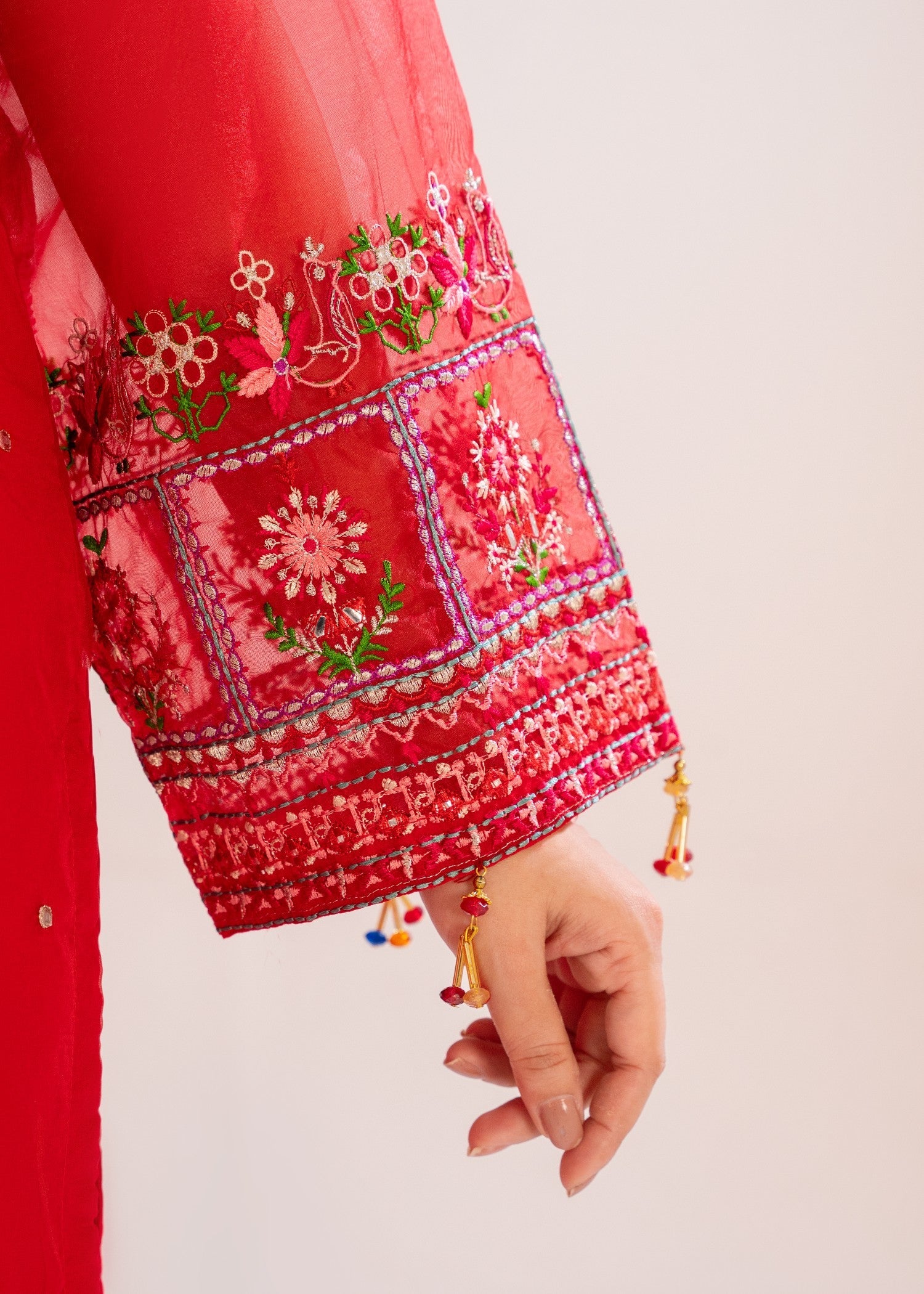 organza Kurta Set in Red, off-white