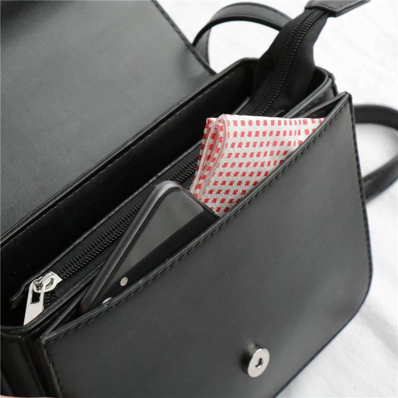 Vintage one shoulder messenger bag