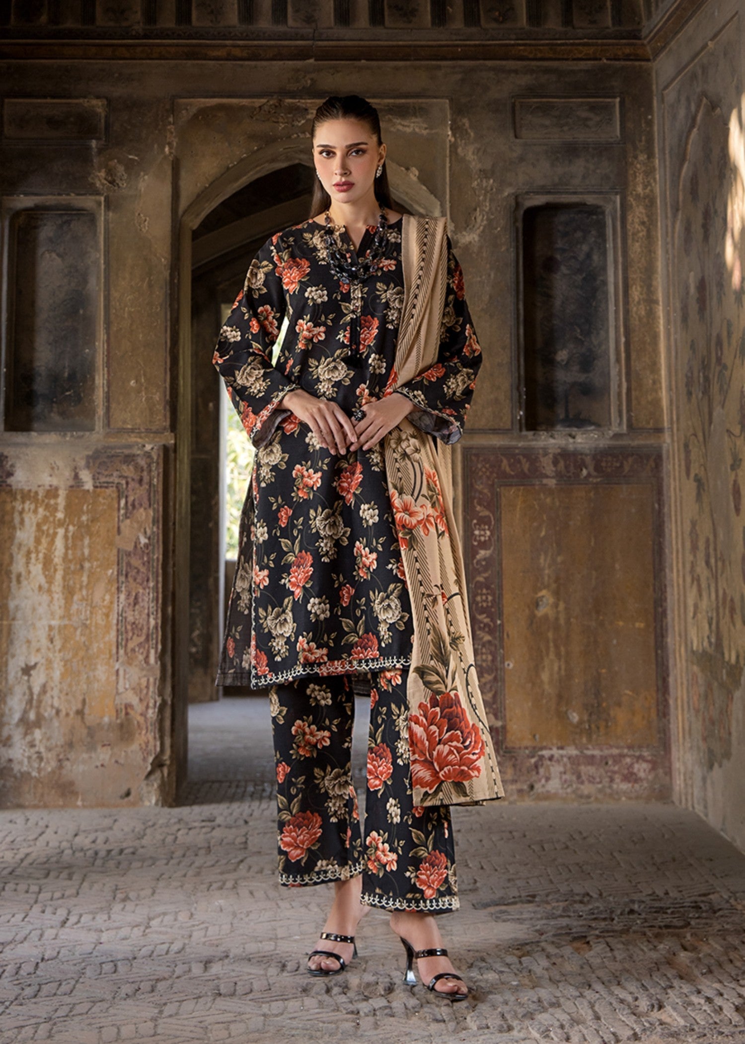 khaddar Kurta Set in Jet black