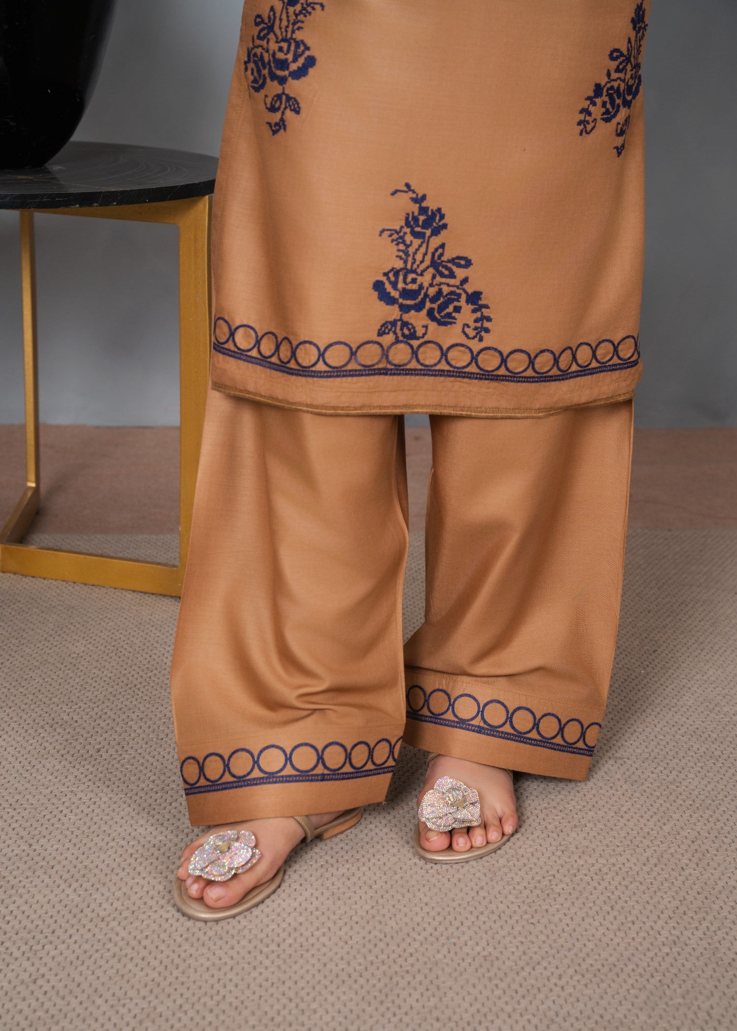 linen Kurta Set in Earth brown