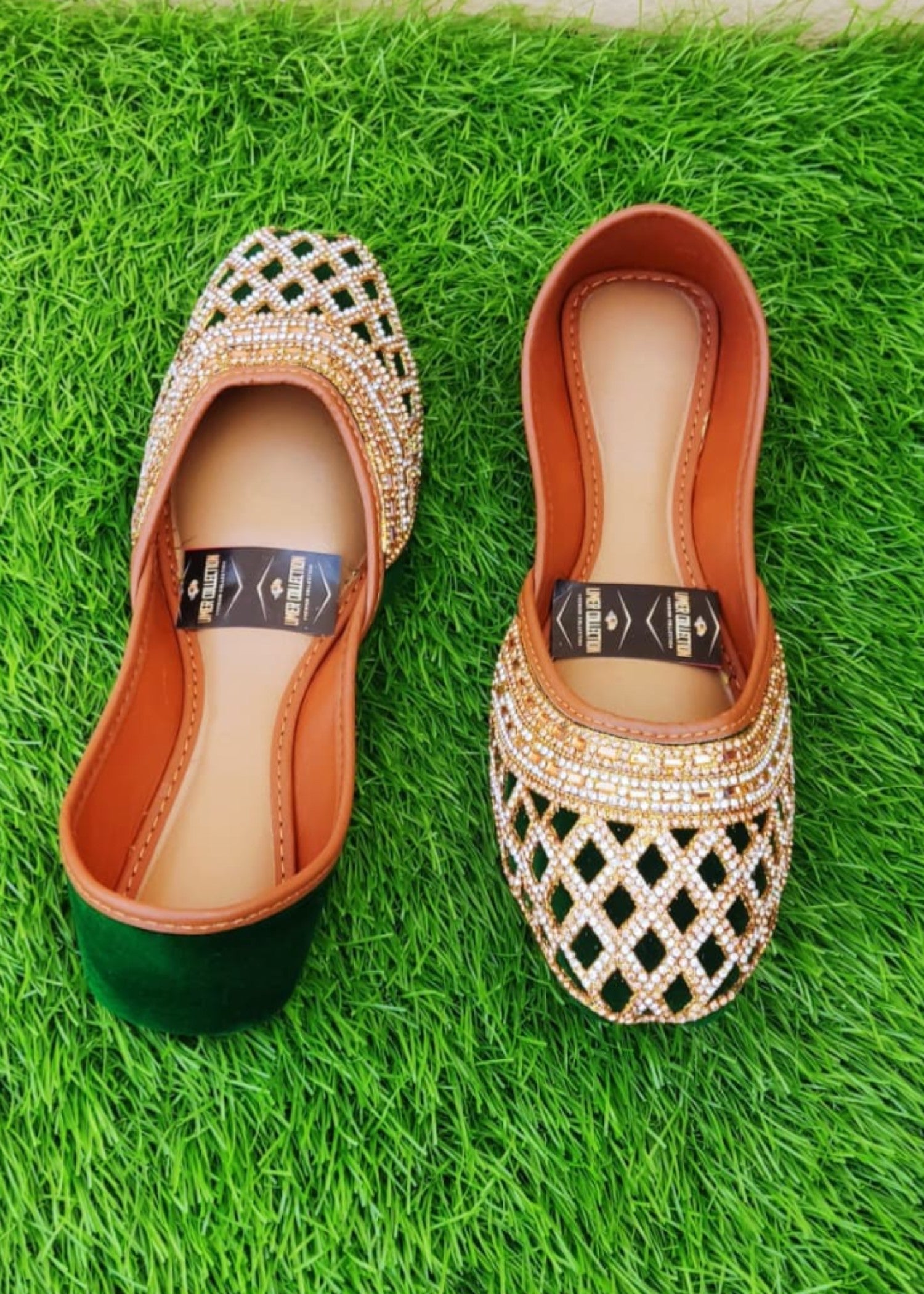 Khussa in Green by - High Quality Women Khussa IDF3256