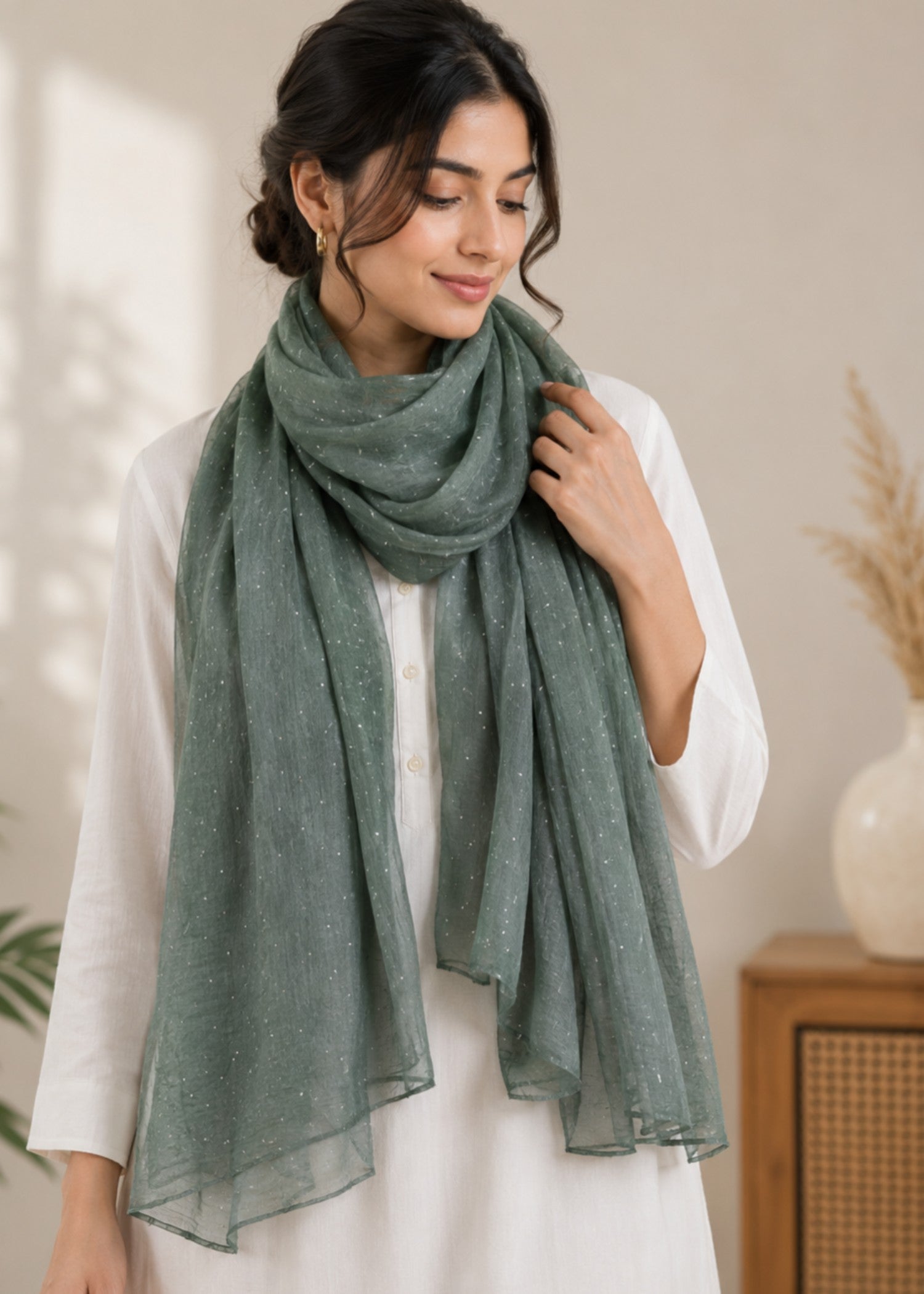 slub lawn Hijab in Moss green