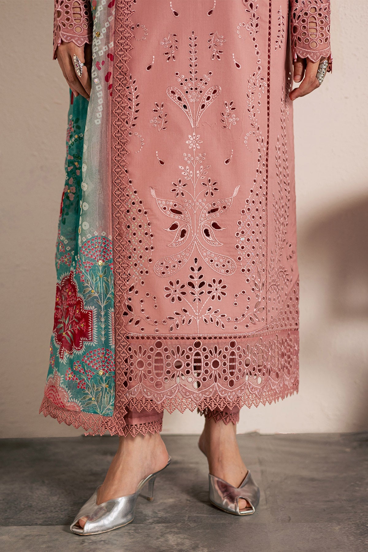 Bazaar Lawn – NE-252