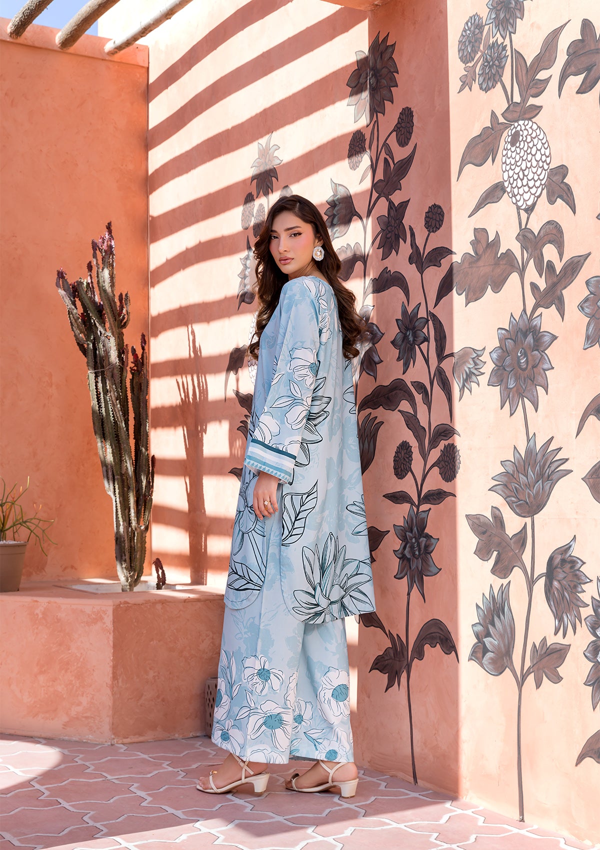 lawn Kurta Set in Sky