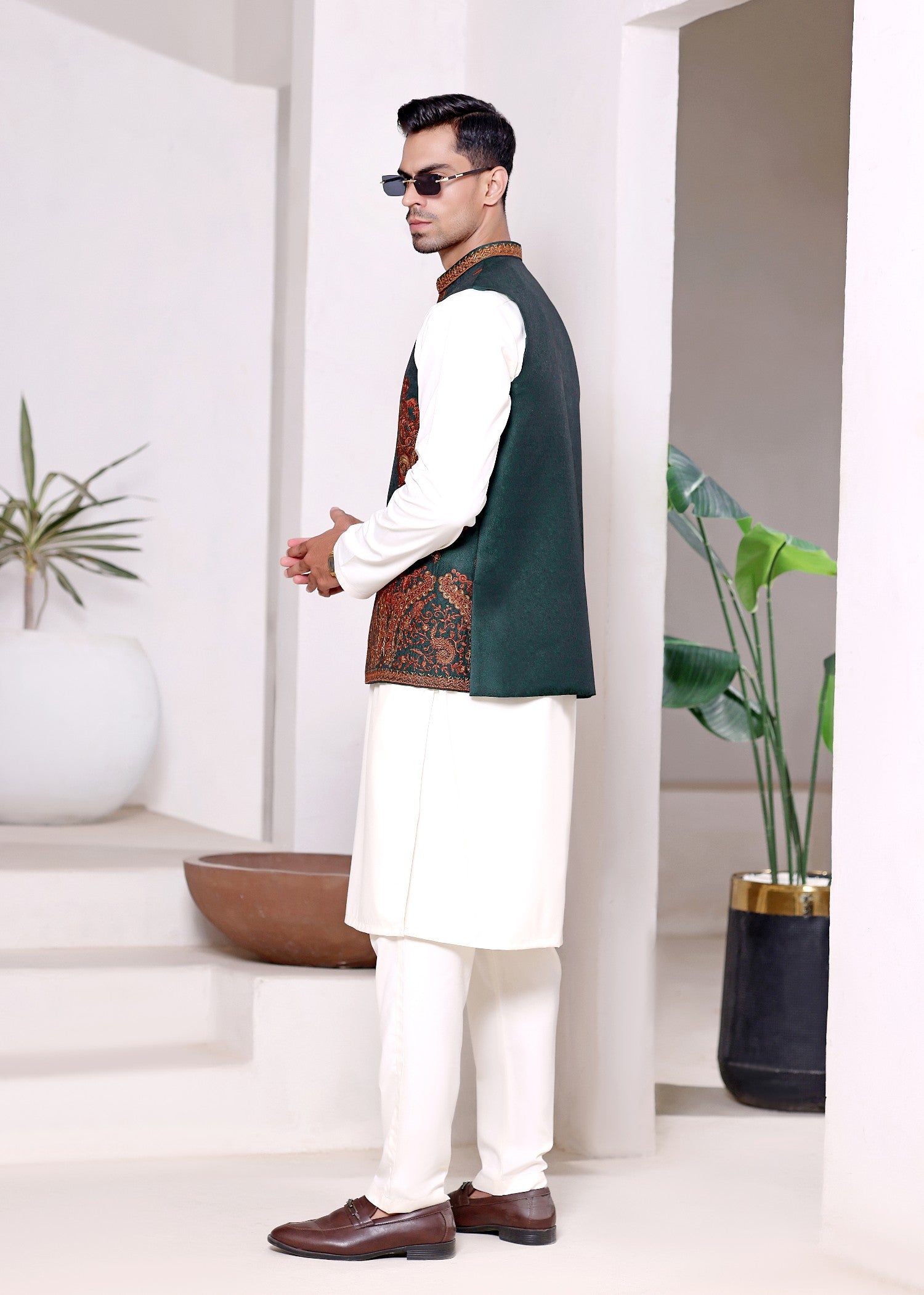 jamawar Waistcoat in Bottle green