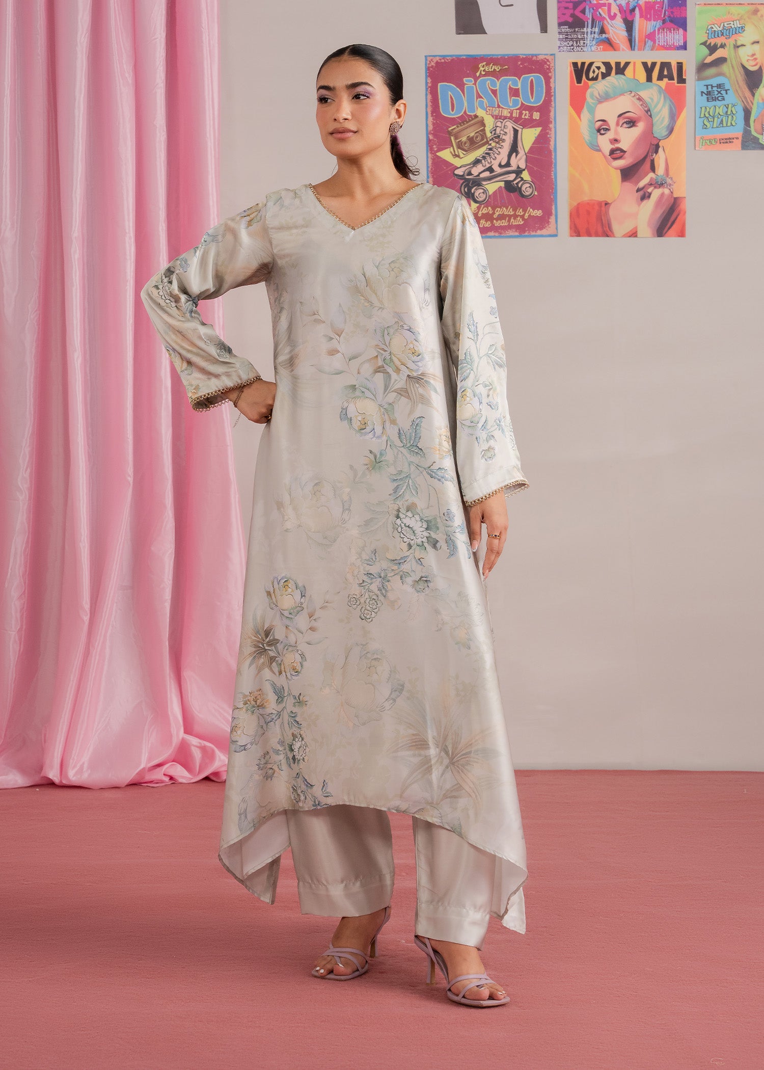 charmuse/shamooz Pishwas in Light grey