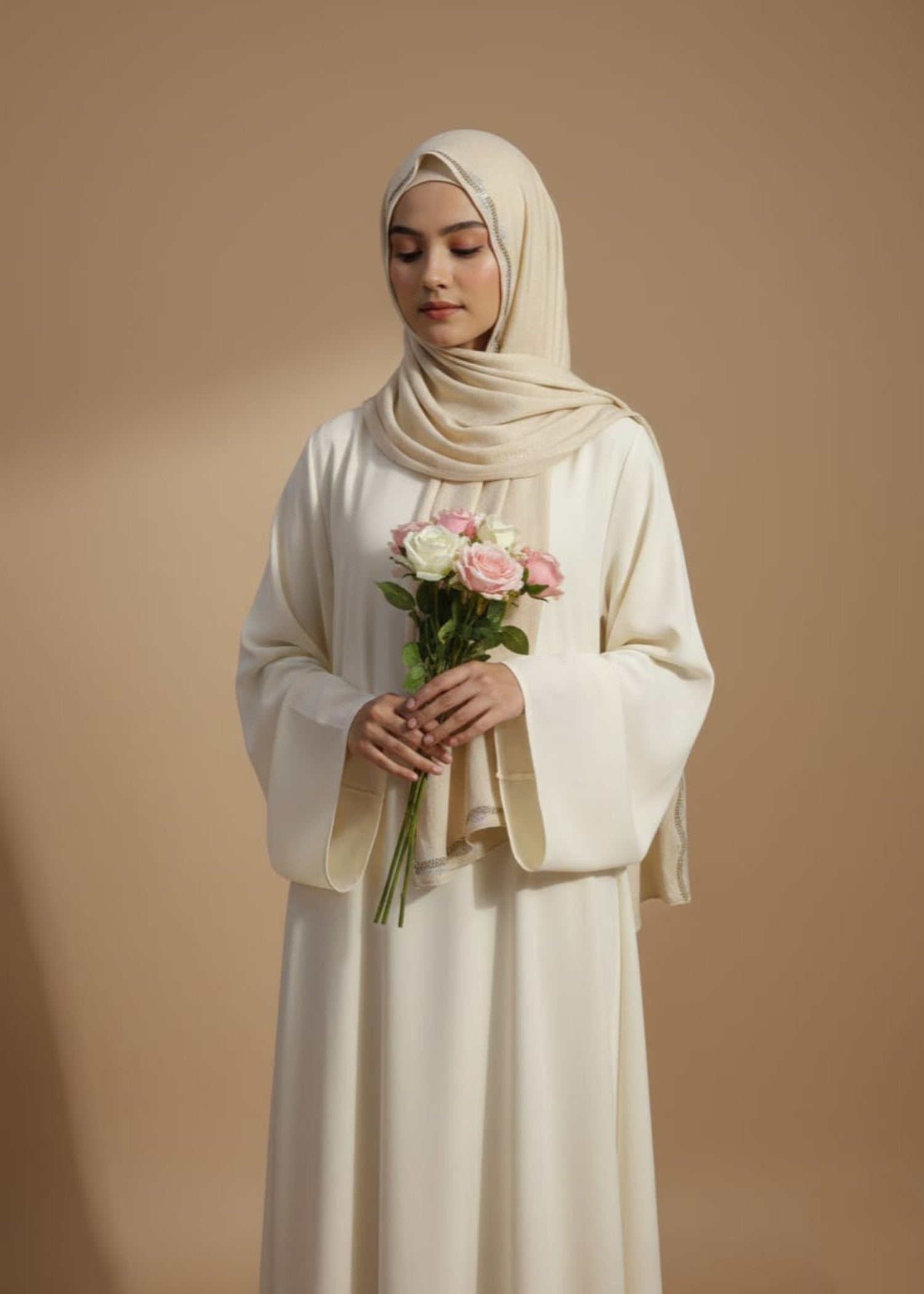 crushed velvet Hijab in Cream