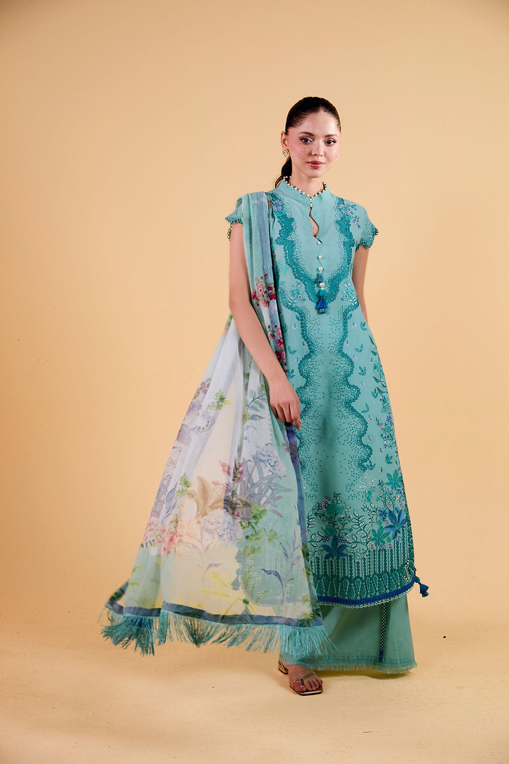 Vital Luxury Lawn Vol-2 – D-4B