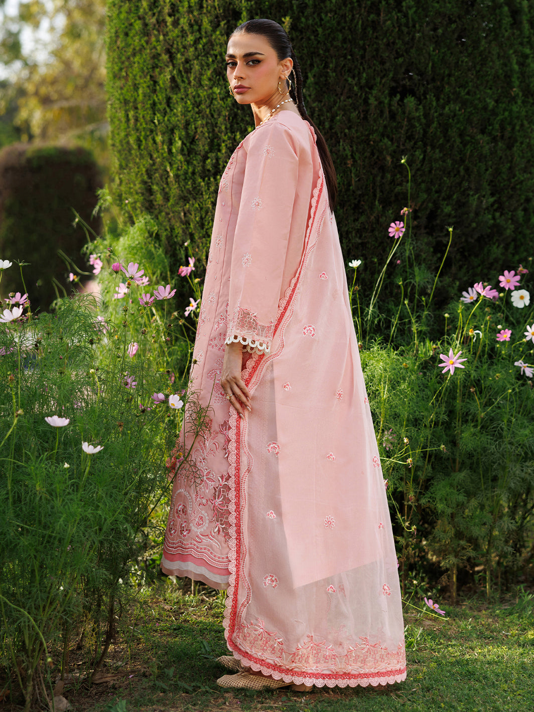 Morbagh Luxury Lawn – M-05