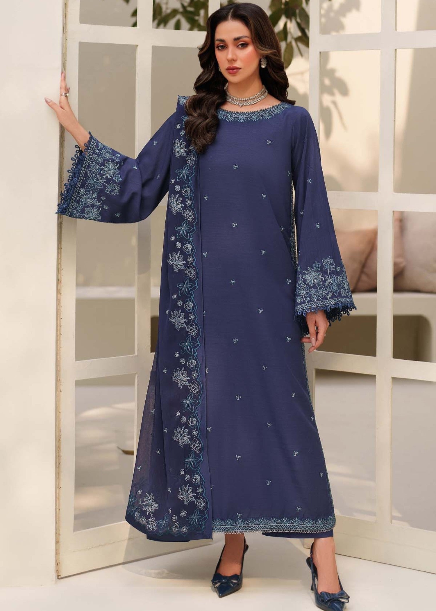 raw silk Maxi in Dark blue
