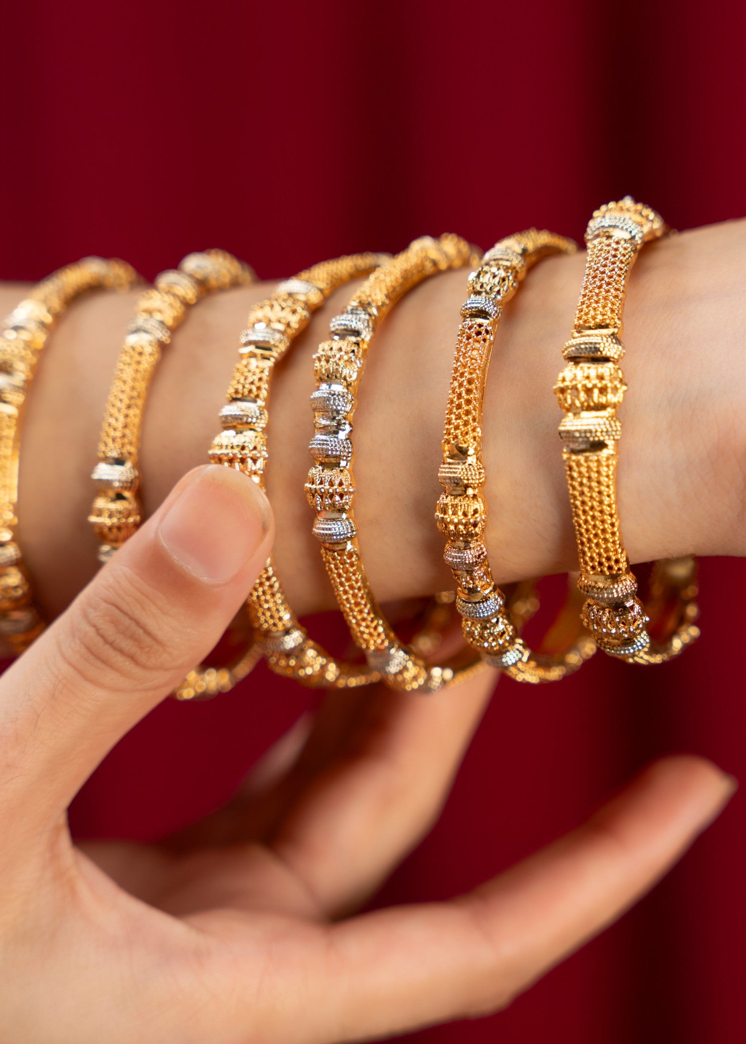 Bangles in Gold Color by - Trendy Women Bangles XAT0069