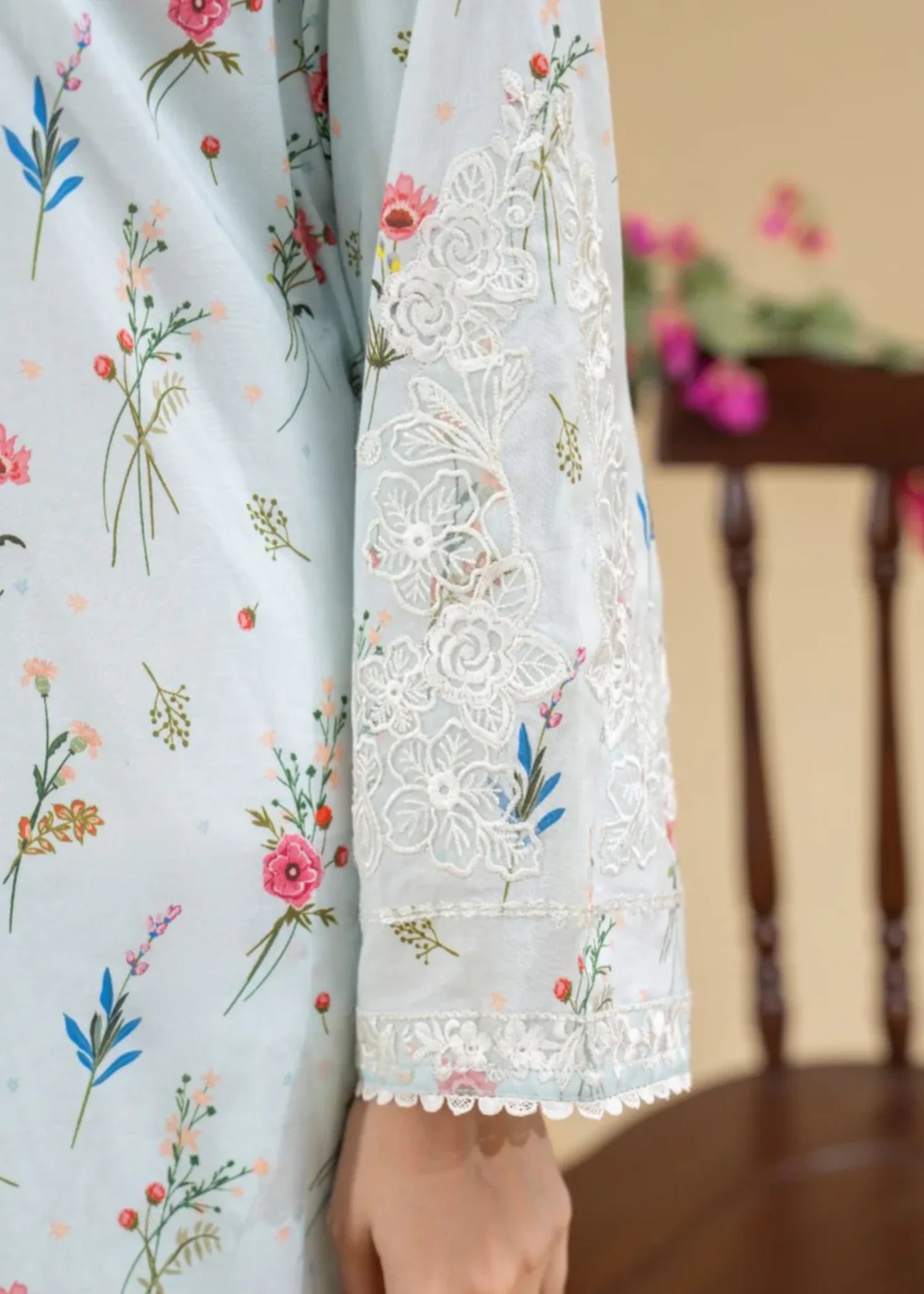 lawn Kurta Set in Light cyan