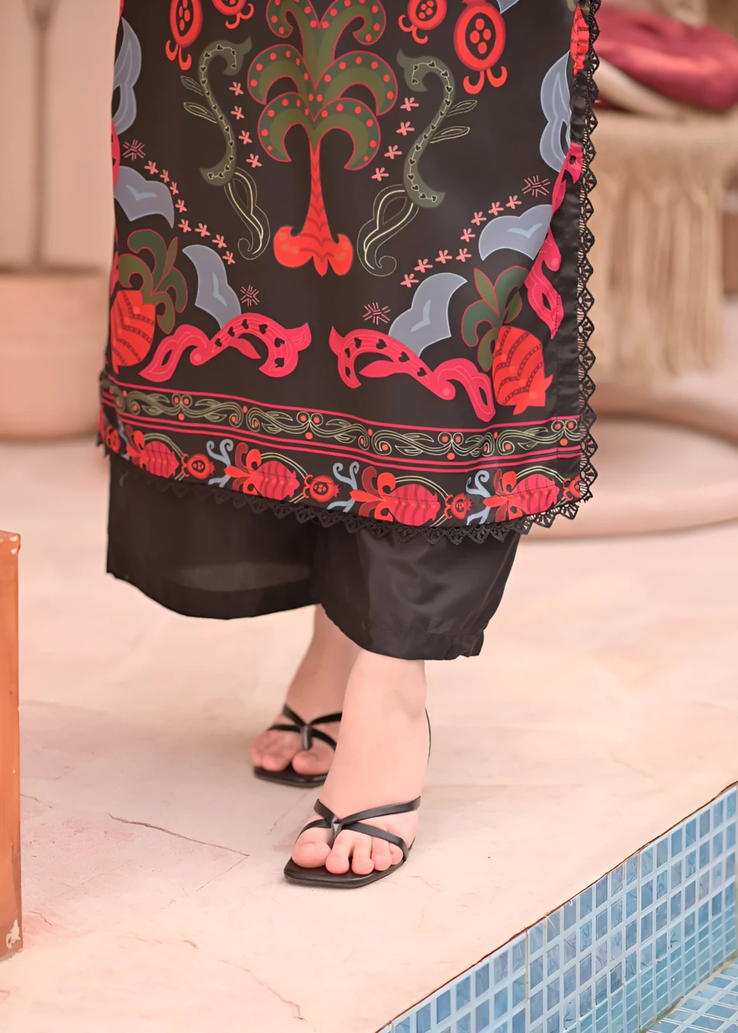silk grip Kurta Set in Multi