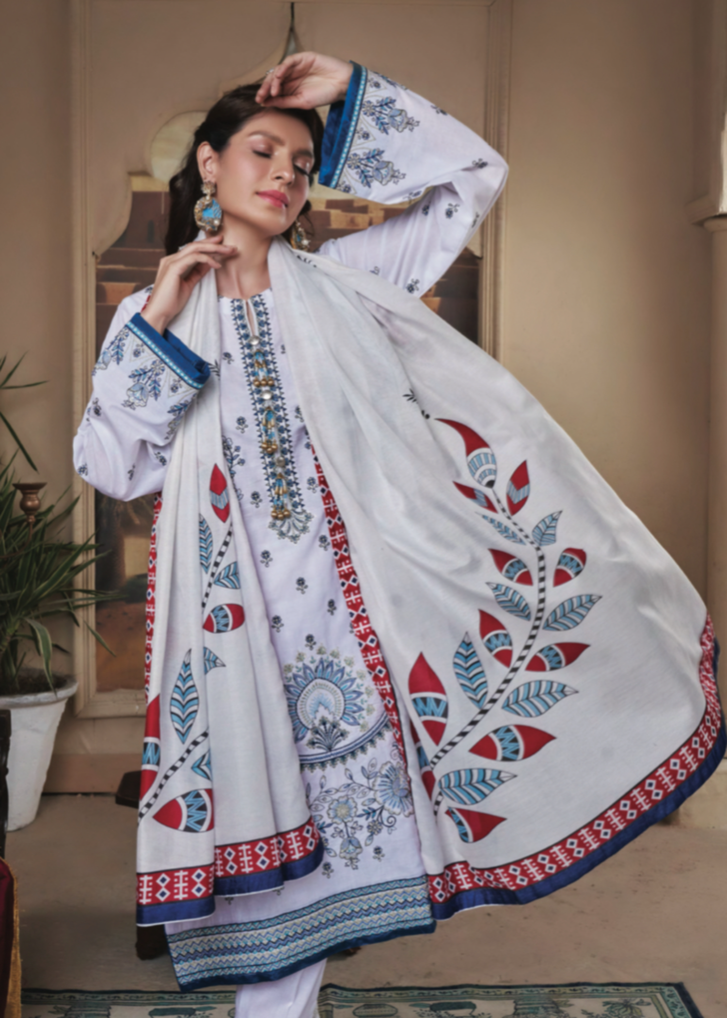 lawn Kurta Set in Silver