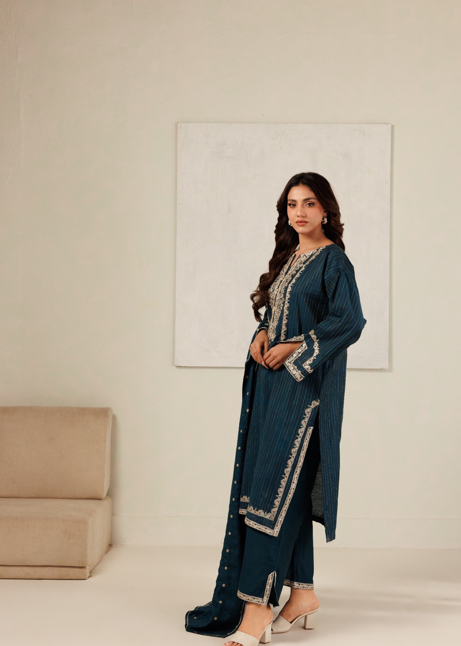 yarn dyed Kurta Set in Teal