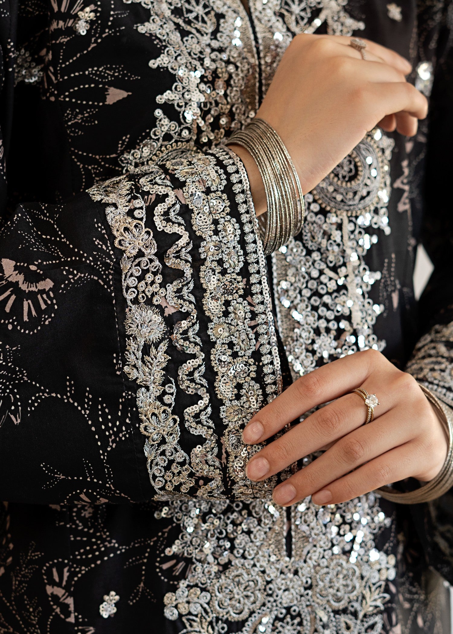 lawn Kurta Set in Black, pink
